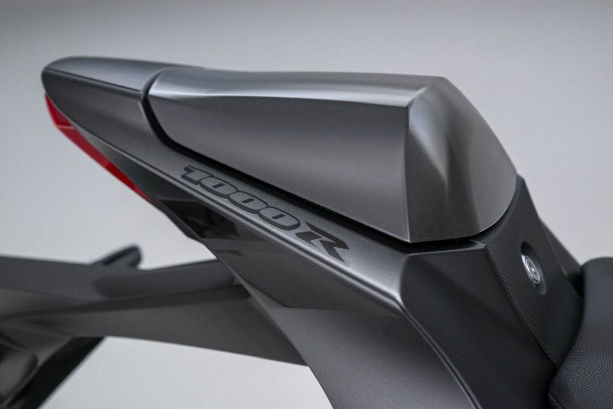 Suzuki GSX-R1000R Phantom anh 10