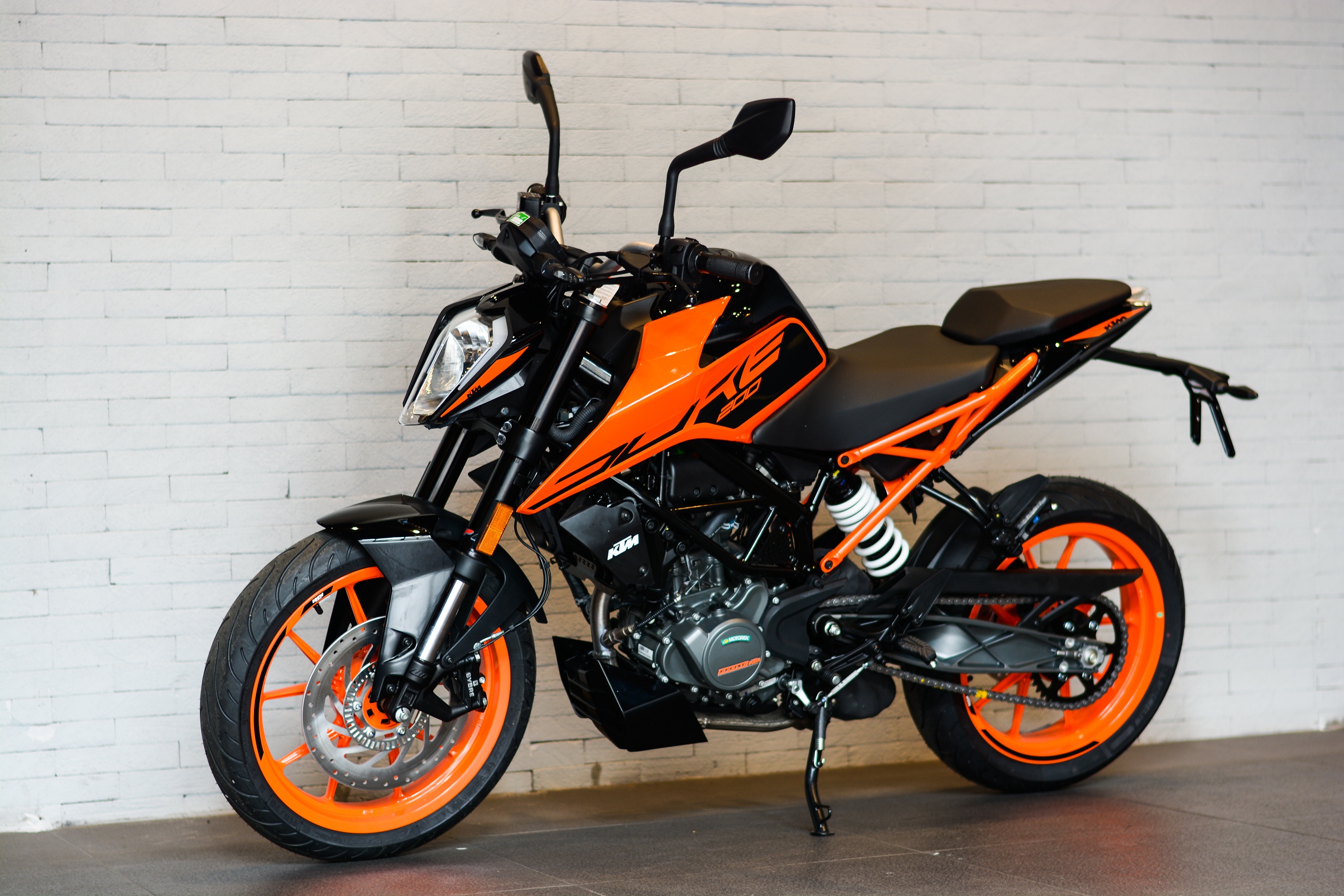 KTM 200 Duke doi 2021 tai Viet Nam anh 1