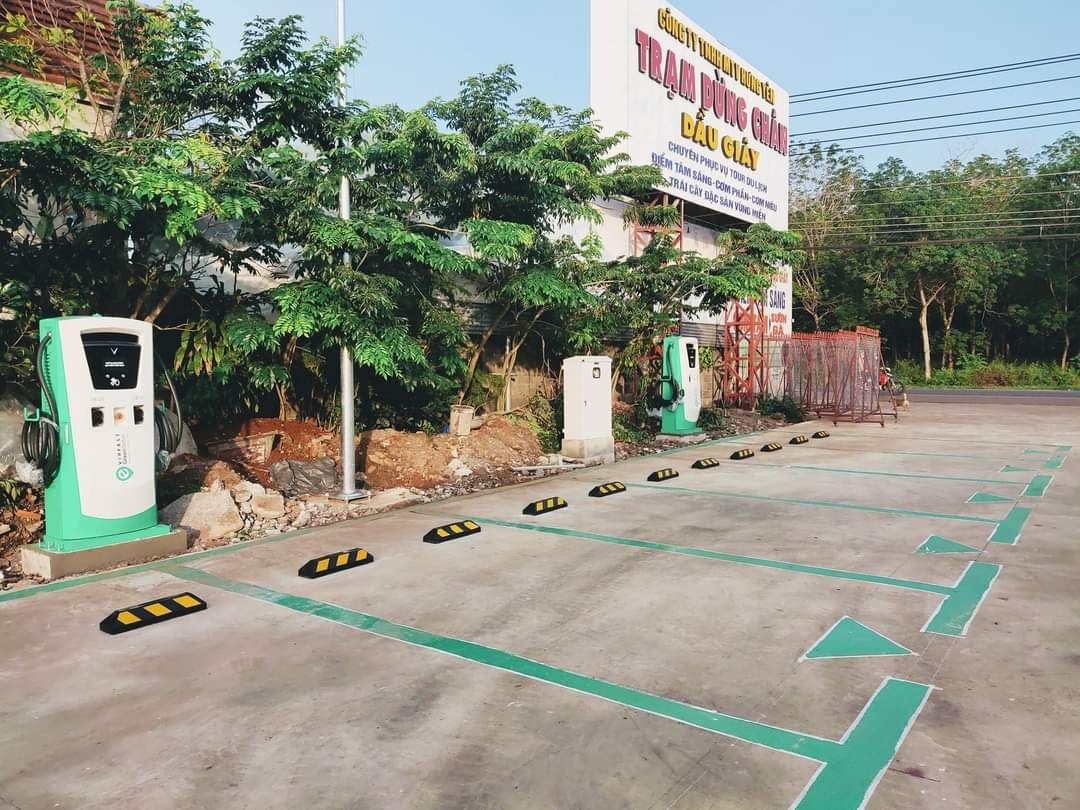 trạm sạc ôtô điện VinFast ảnh 4 tram sac oto dien VinFast anh 4