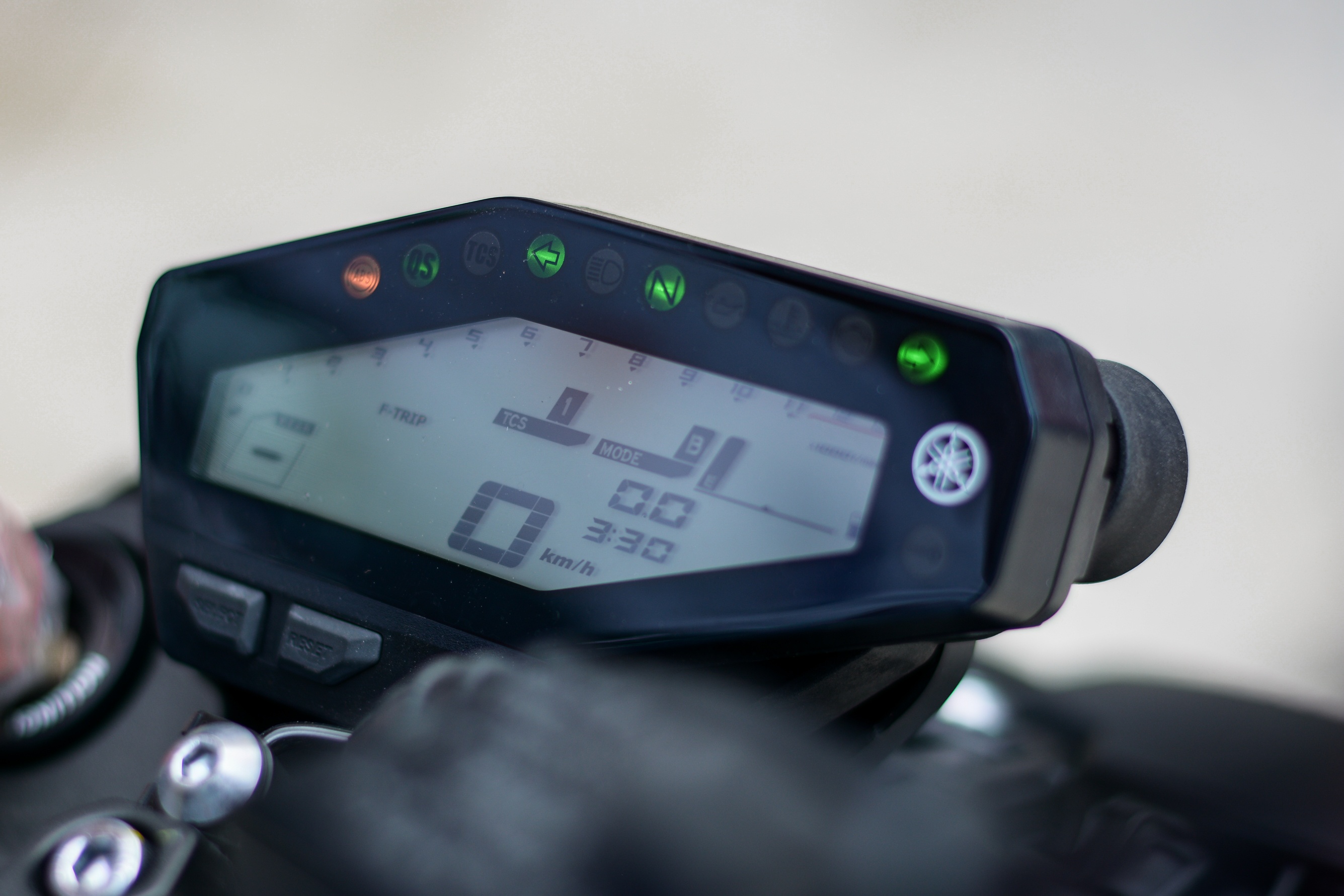 Can canh Yamaha MT-09 gia 329 trieu dong anh 5