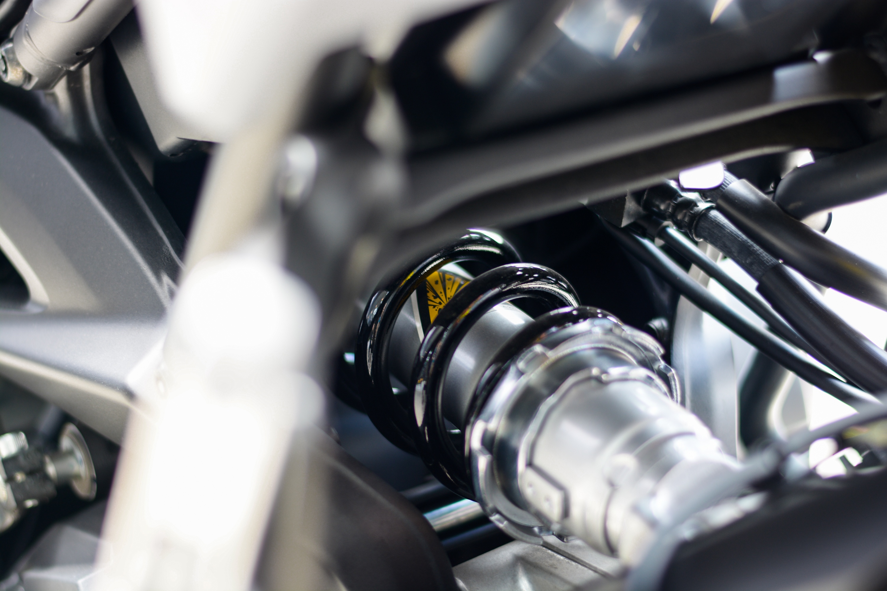 Can canh Yamaha MT-09 gia 329 trieu dong anh 11