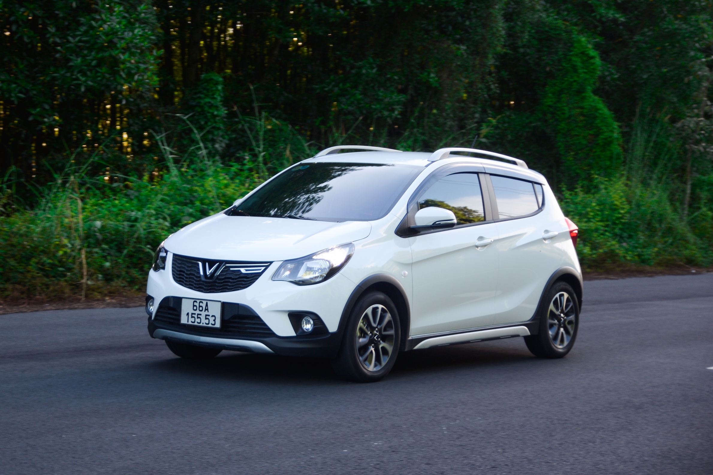 VinFast Fadil trai nghiem cung duong TP.HCM - Can Gio anh 1