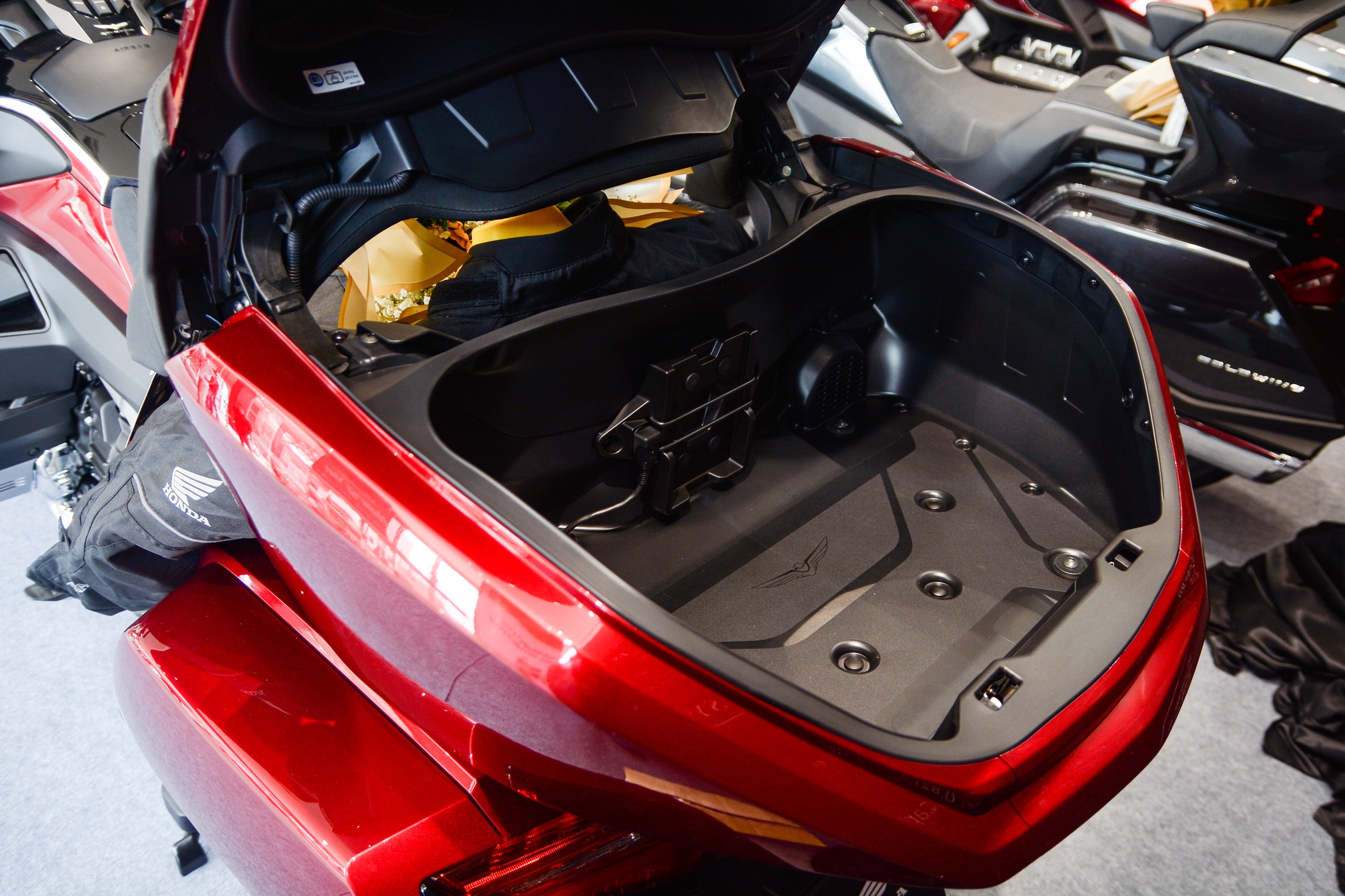 Honda Gold Wing 2021 gia hon 1, 2 ty anh 7