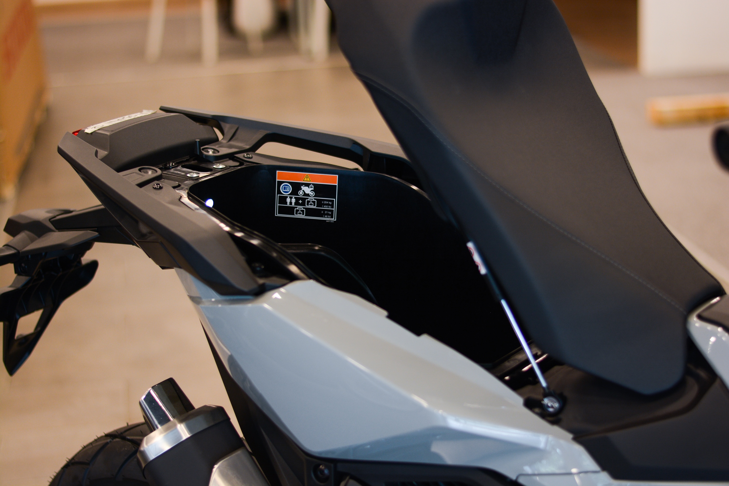 Chi tiet Honda X-ADV 2021 anh 11