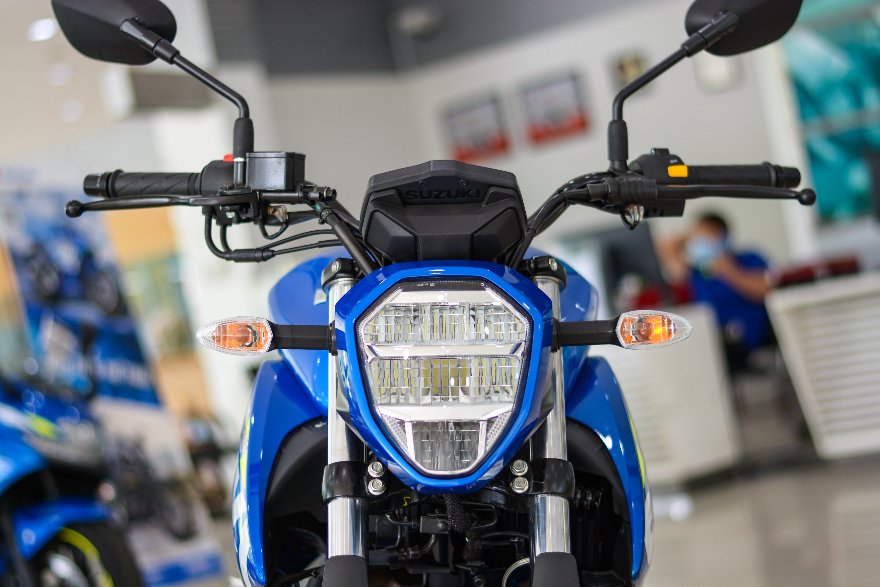 Chi tiết nakedbike Suzuki Gixxer 250 ảnh 4 Chi tiet nakedbike Suzuki Gixxer 250 anh 4
