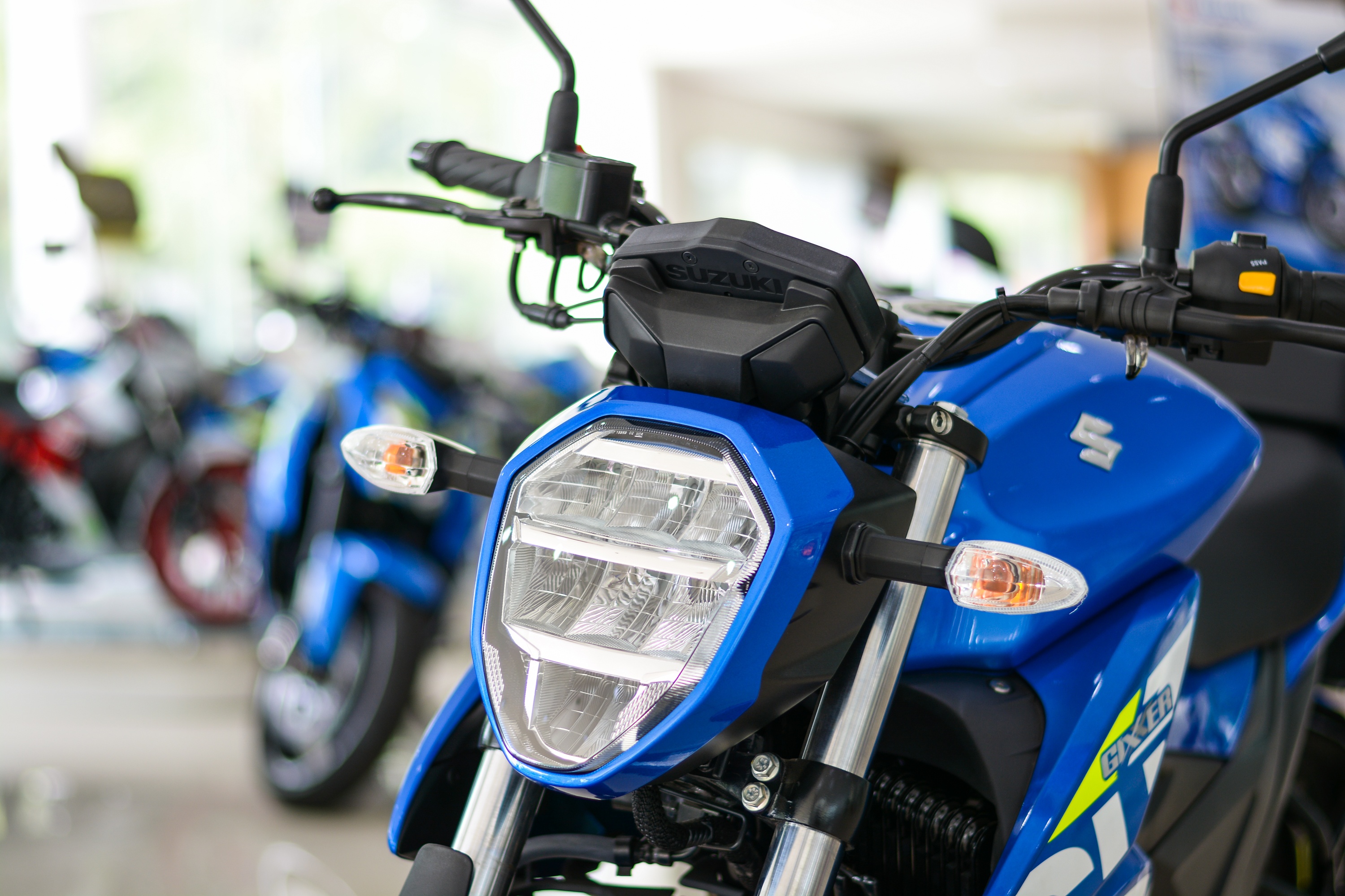 Chi tiết nakedbike Suzuki Gixxer 250 ảnh 9 Chi tiet nakedbike Suzuki Gixxer 250 anh 9