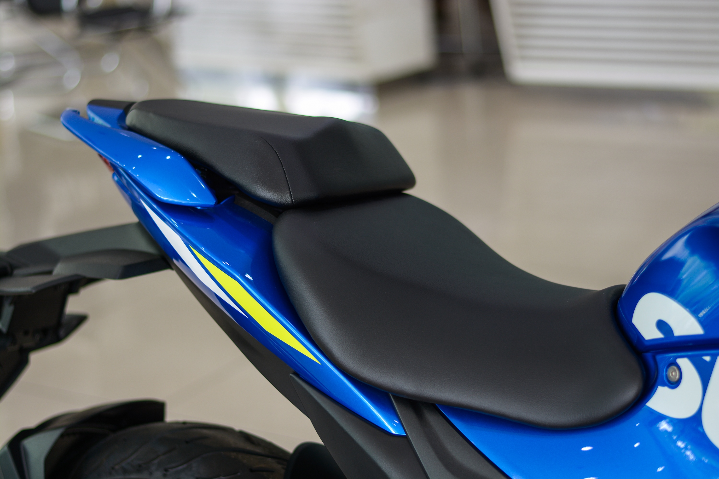 Chi tiết nakedbike Suzuki Gixxer 250 ảnh 6 Chi tiet nakedbike Suzuki Gixxer 250 anh 6