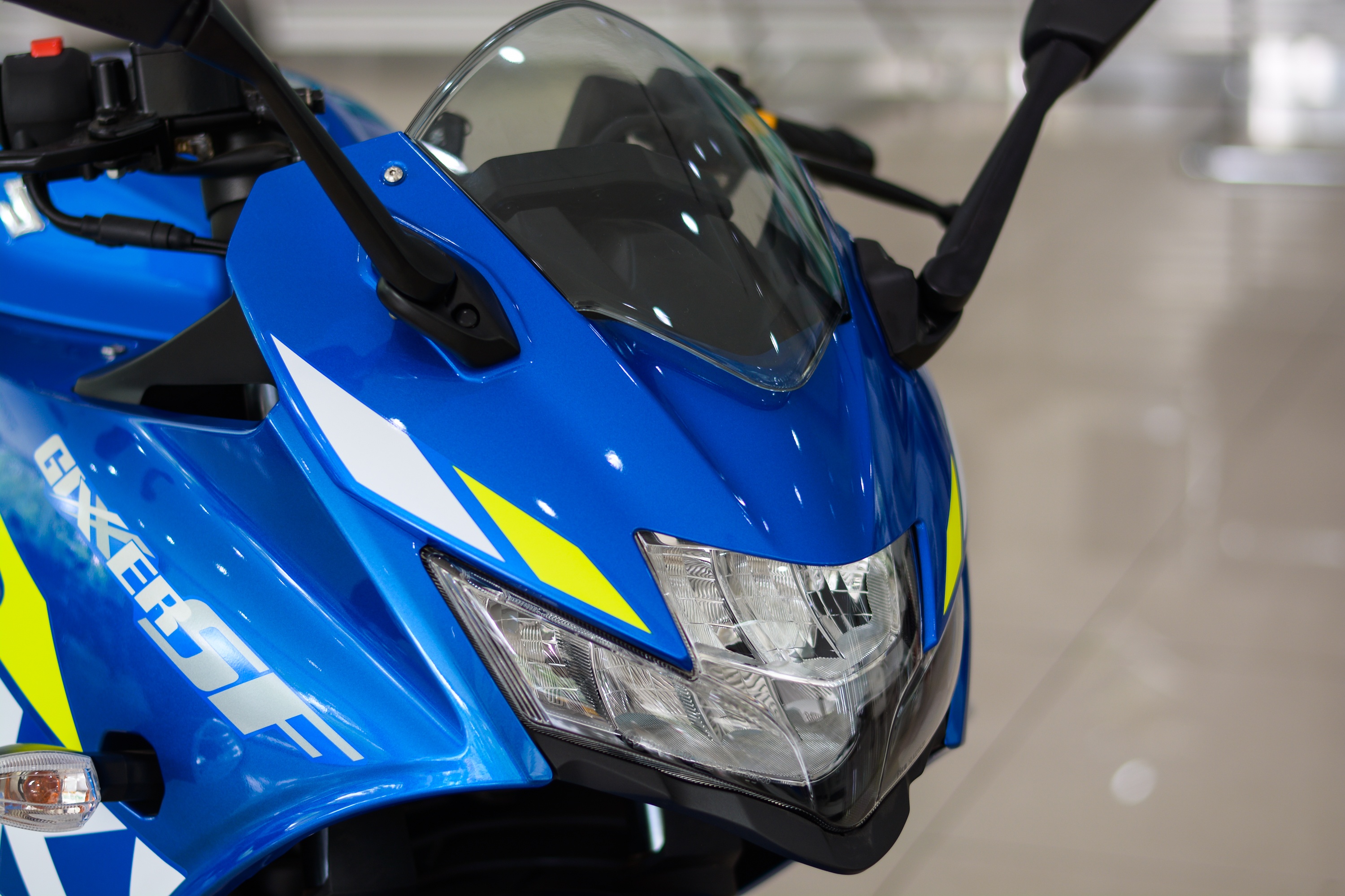Cận cảnh Suzuki Gixxer SF250 vừa ra mắt ảnh 4 Can canh Suzuki Gixxer SF250 vua ra mat anh 4