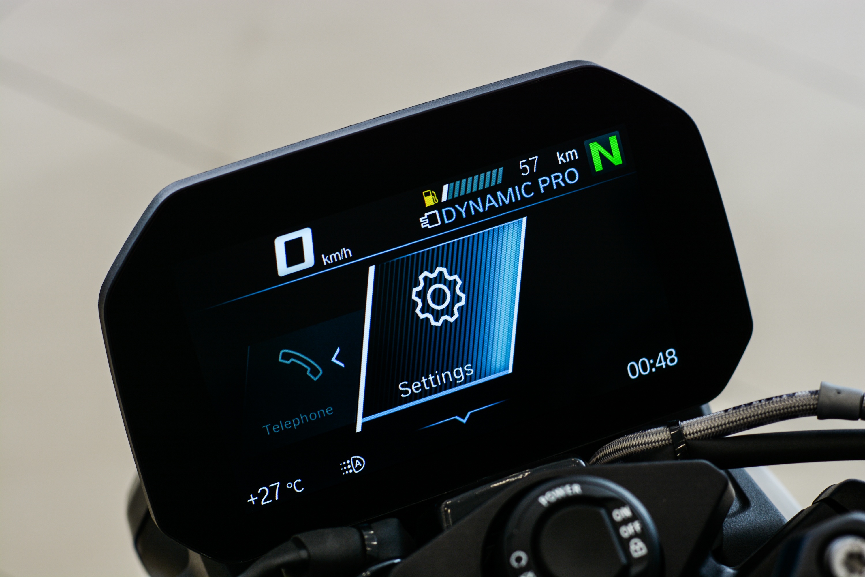 Chi tiết BMW S 1000 R 2021 ảnh 8 Chi tiet BMW S 1000 R 2021 anh 8