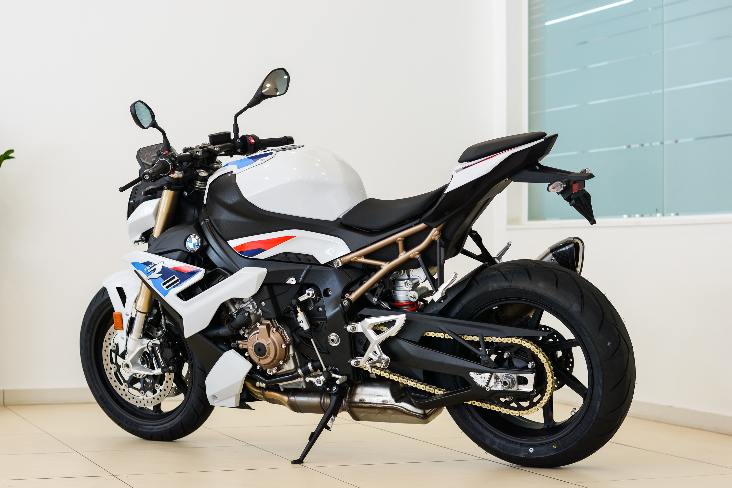 Chi tiet BMW S 1000 R 2021 anh 19