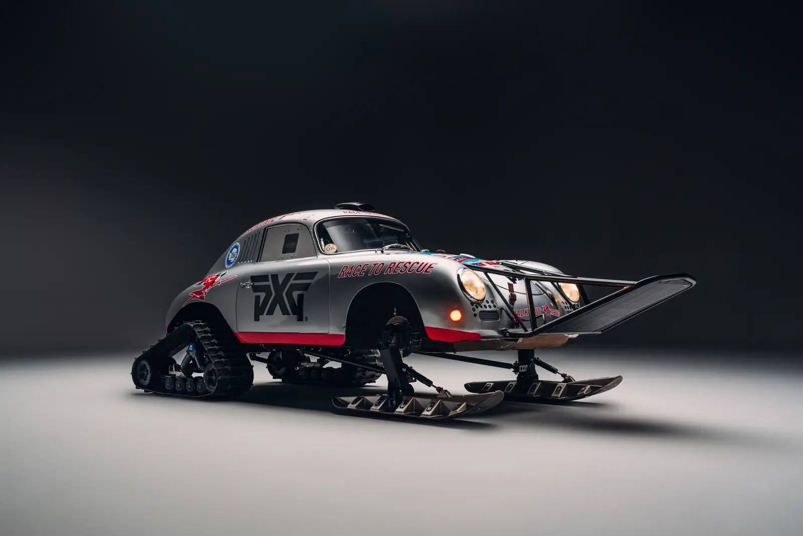 Porsche 356A phien ban chay tren bang tuyet anh 2