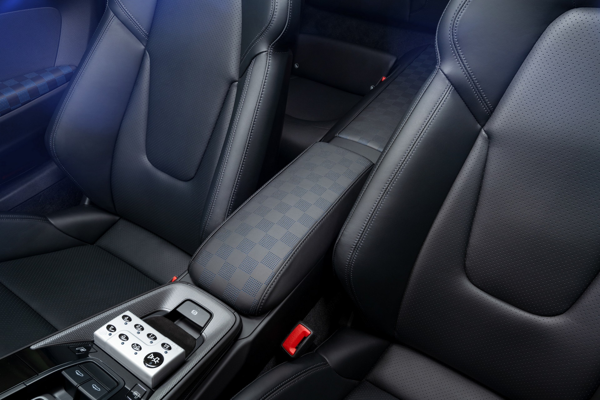 Porsche 991 Targa 4 phong cach xe canh sat anh 8