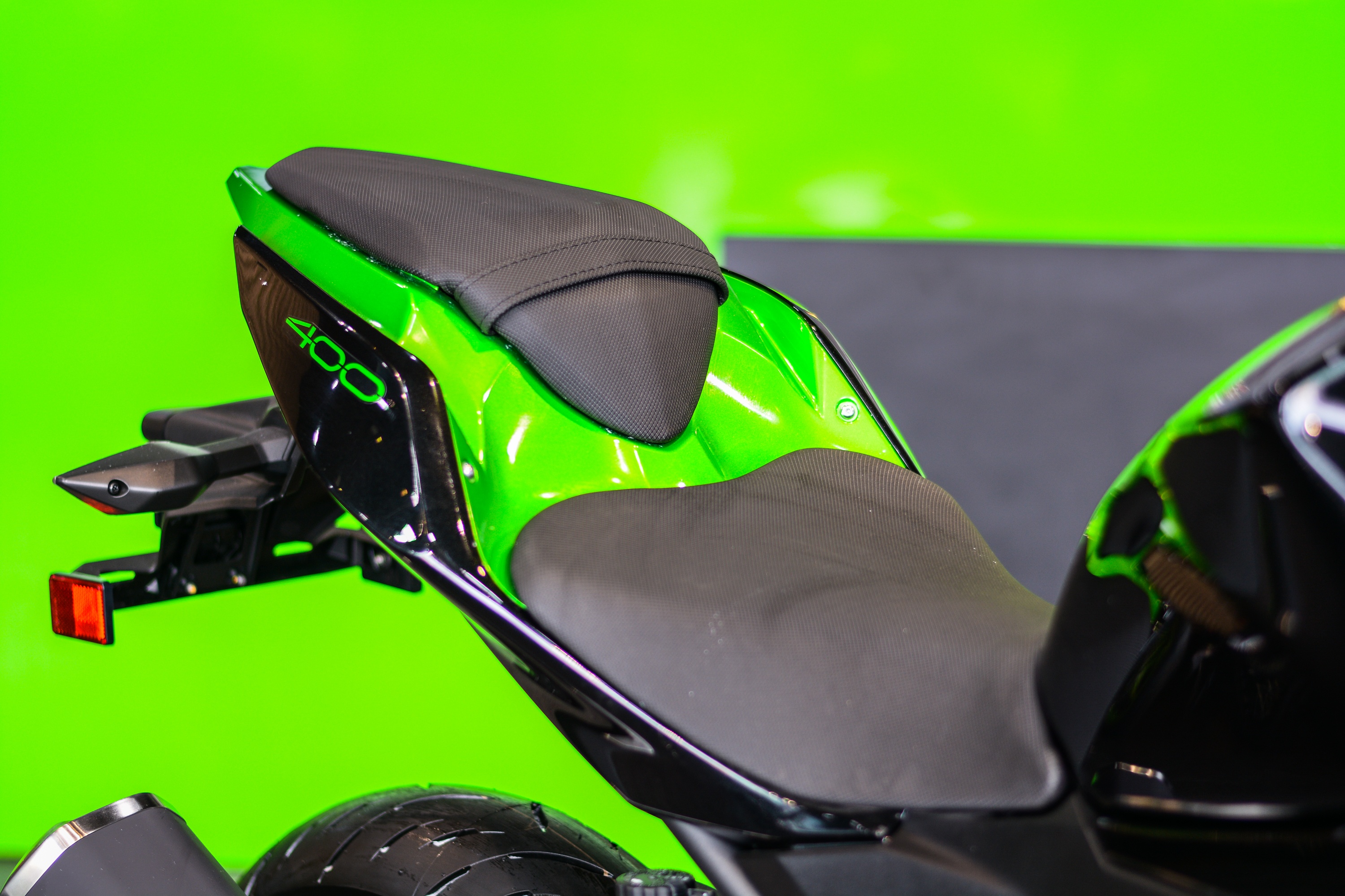 Chi tiet Kawasaki Z400 doi 2021 tai Viet Nam anh 7