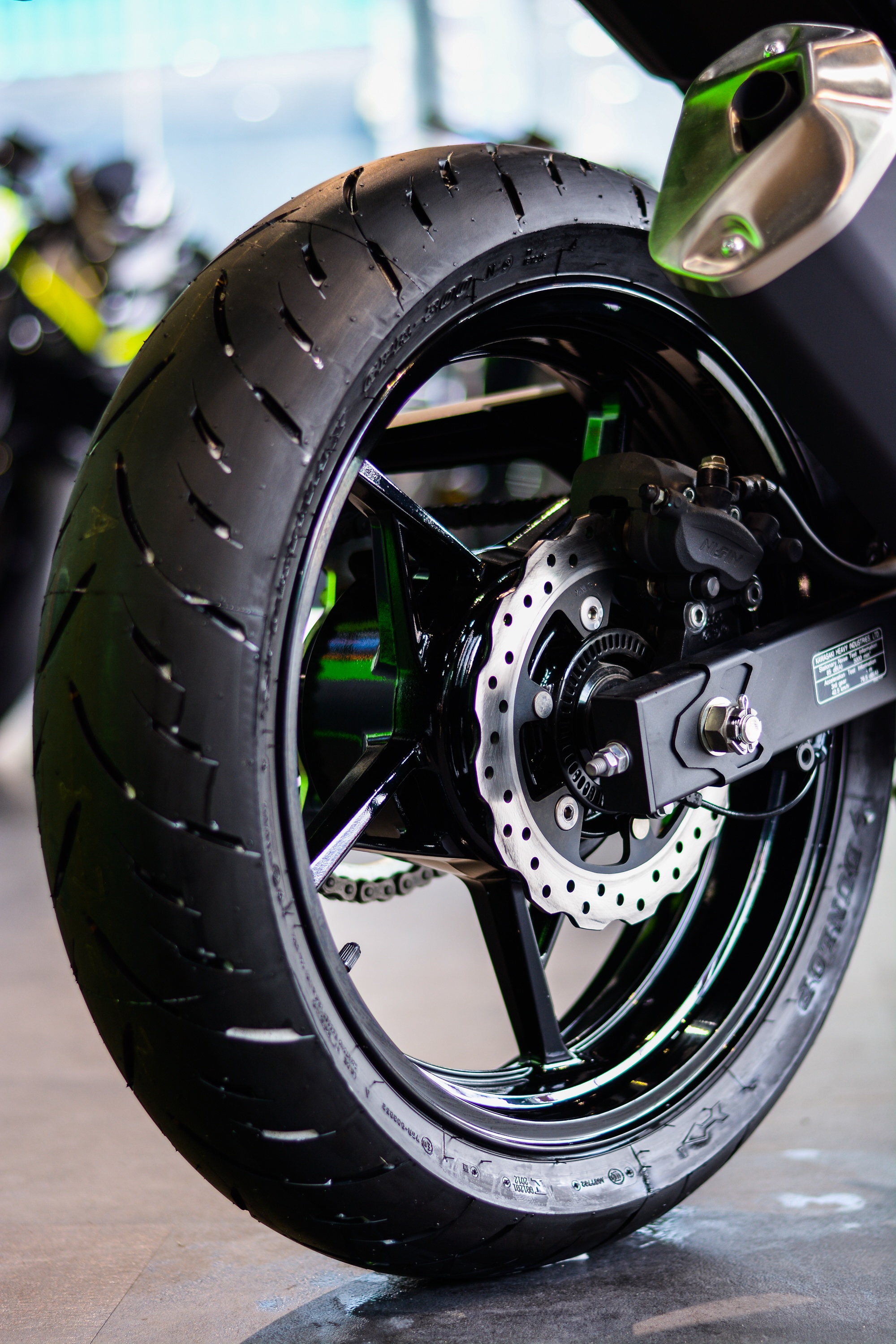 Chi tiet Kawasaki Z400 doi 2021 tai Viet Nam anh 4