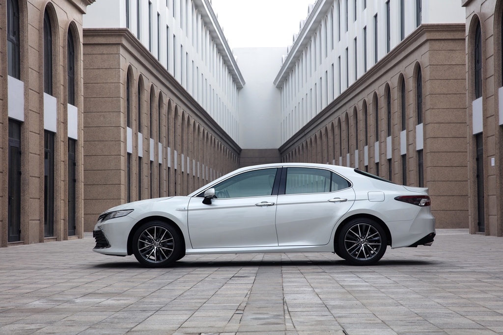 Toyota Camry 2022 ra mắt ngày hôm nay ảnh 8 Toyota Camry 2022 ra mat ngay hom nay anh 8