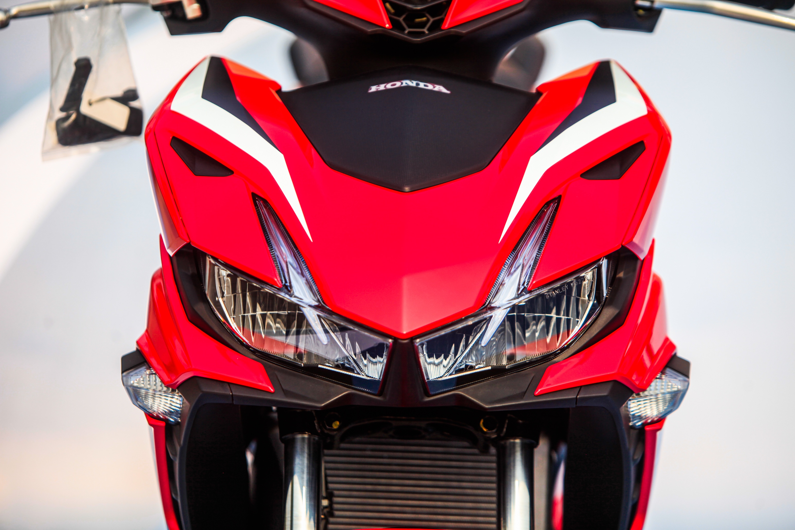 Chi tiết Honda Winner X mới vừa ra mắt ảnh 3 Chi tiet Honda Winner X moi vua ra mat anh 3