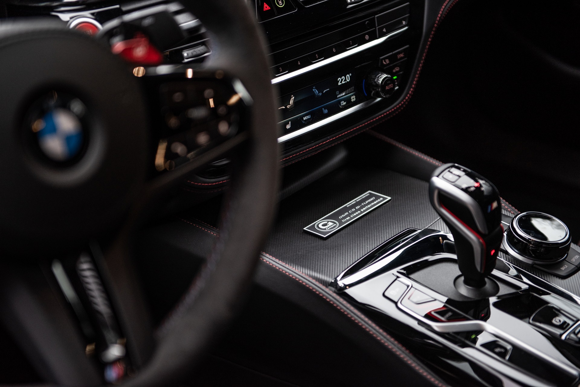 BMW M5 CS voi goi do manh gan 900 ma luc anh 6