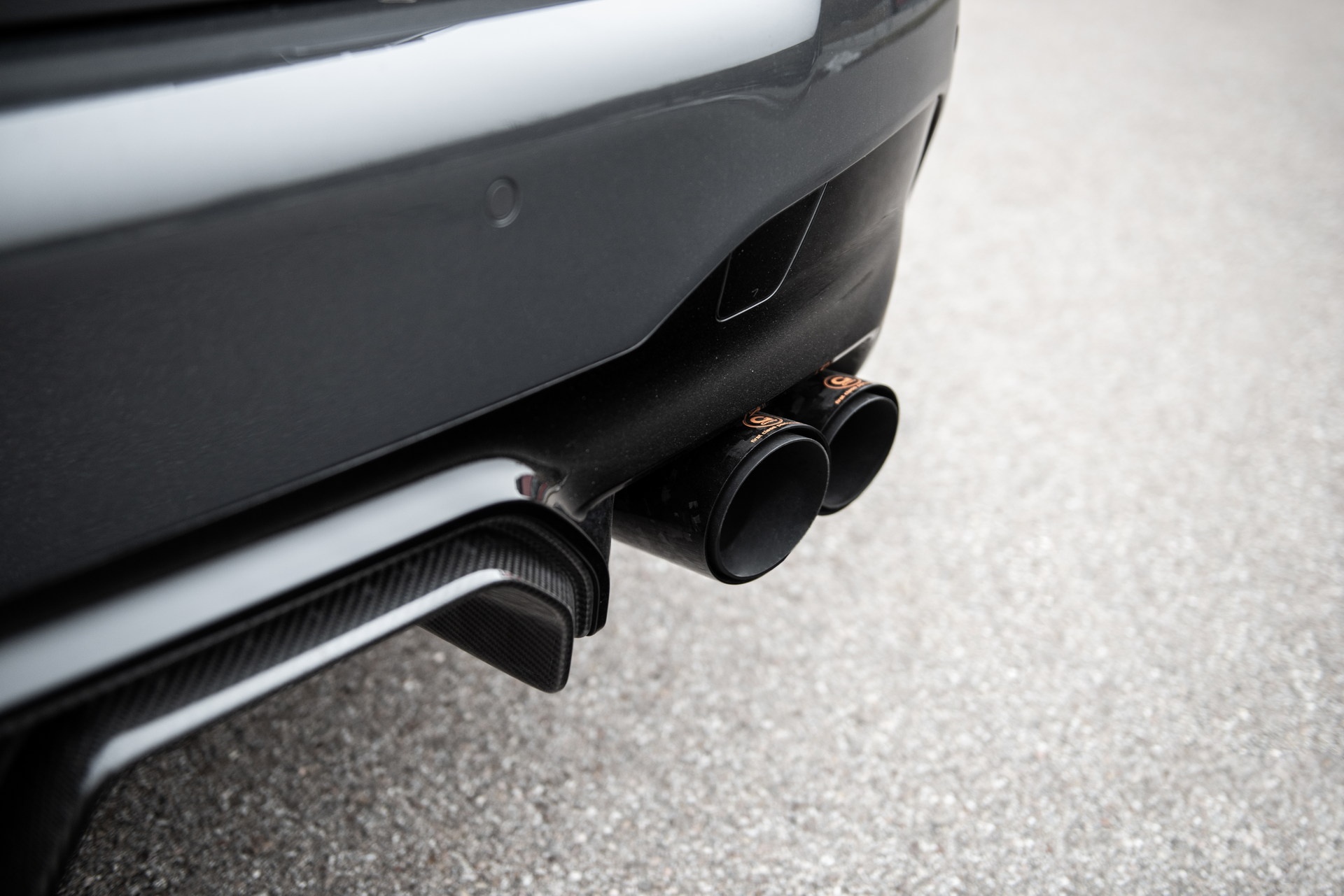 BMW M5 CS voi goi do manh gan 900 ma luc anh 4