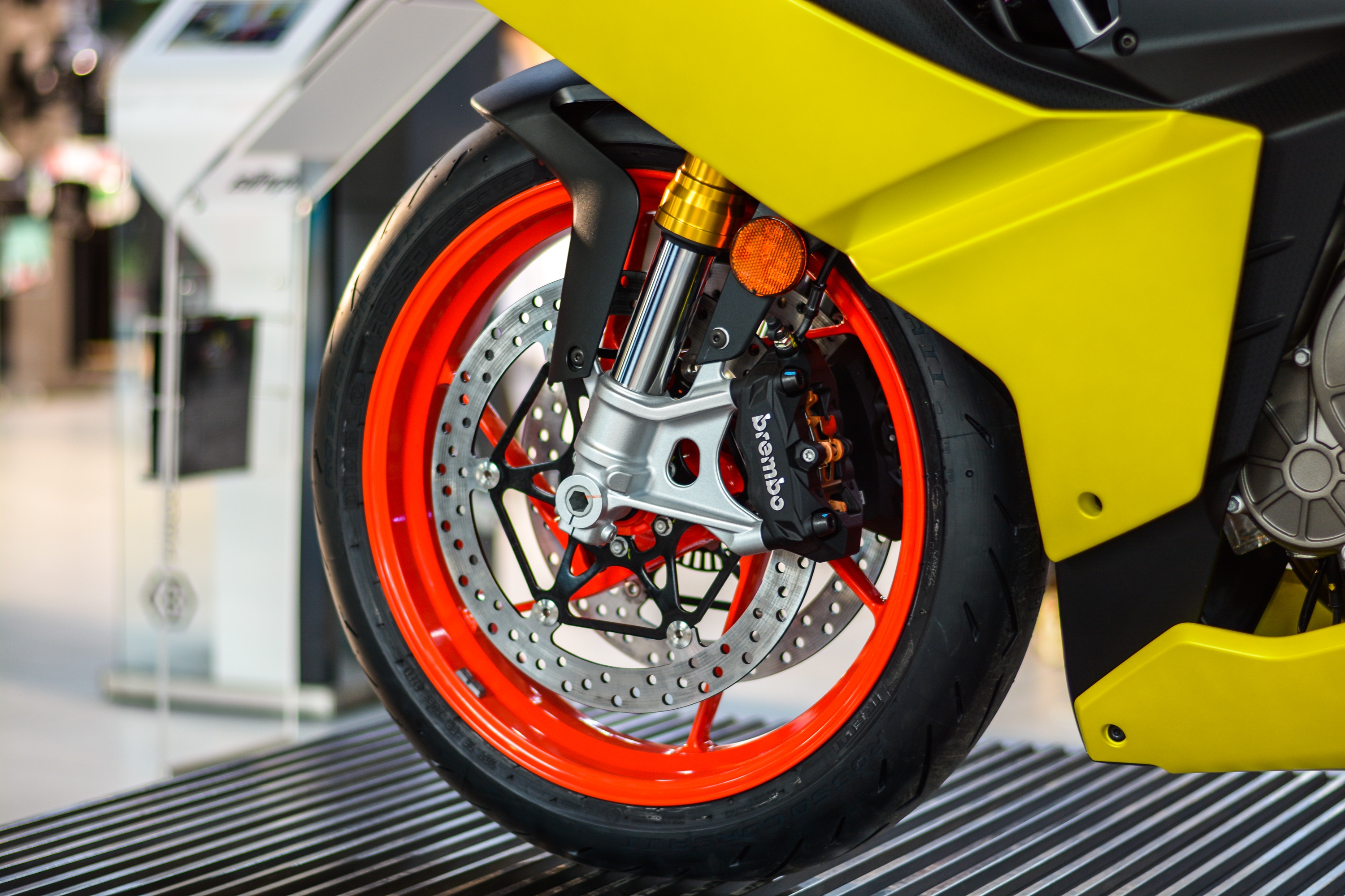 Chi tiet moto Aprilia RS 660 anh 3