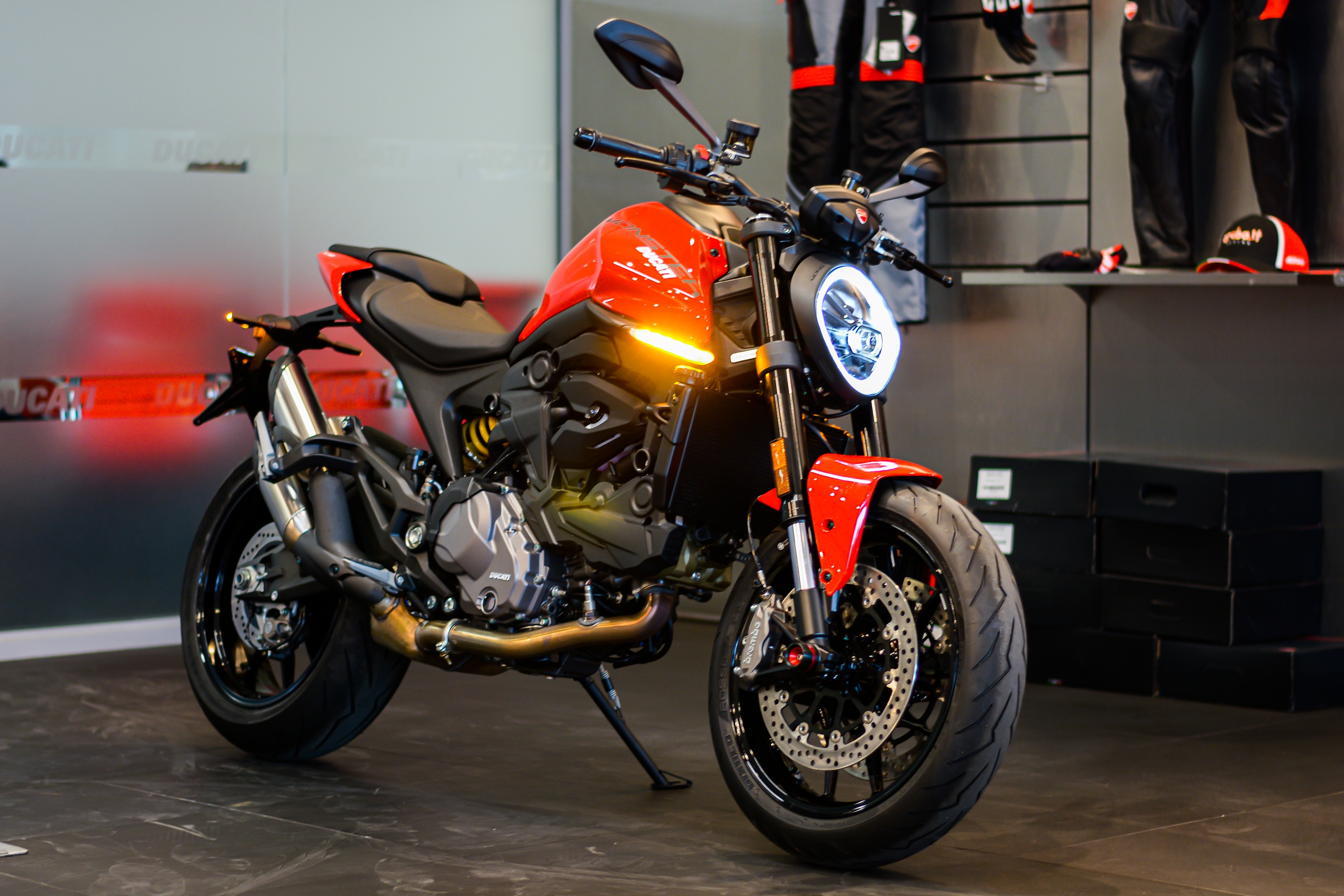 Ducati Monster thế hệ mới về Việt Nam ảnh 17 Ducati Monster the he moi ve Viet Nam anh 17