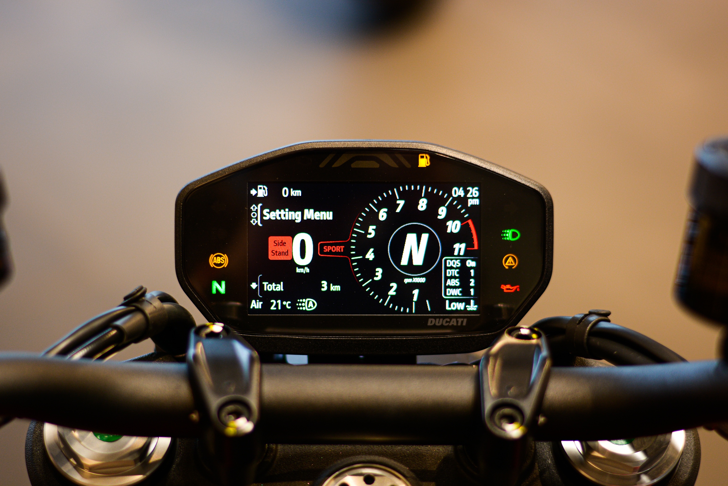 Ducati Monster thế hệ mới về Việt Nam ảnh 9 Ducati Monster the he moi ve Viet Nam anh 9