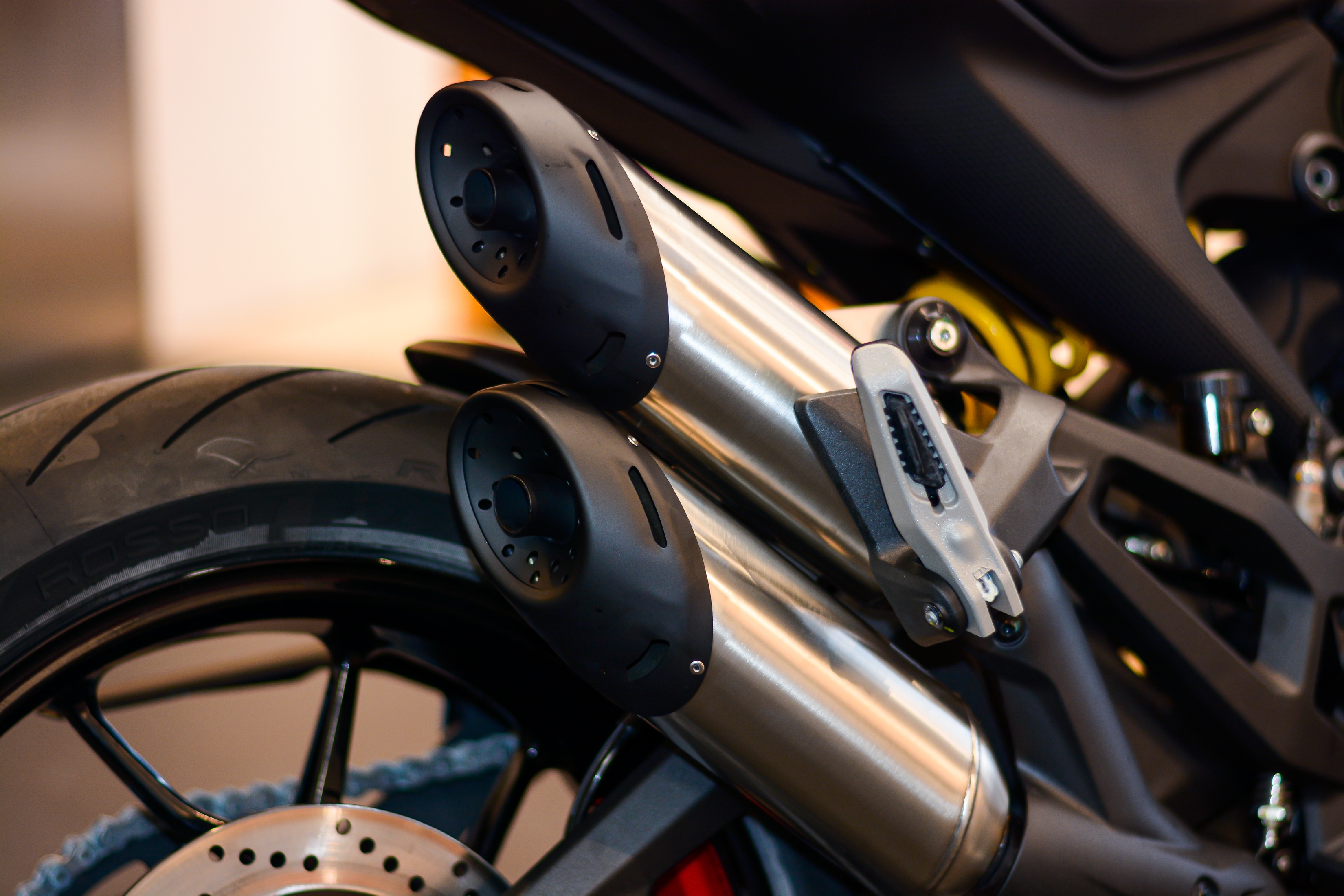 Ducati Monster thế hệ mới về Việt Nam ảnh 15 Ducati Monster the he moi ve Viet Nam anh 15
