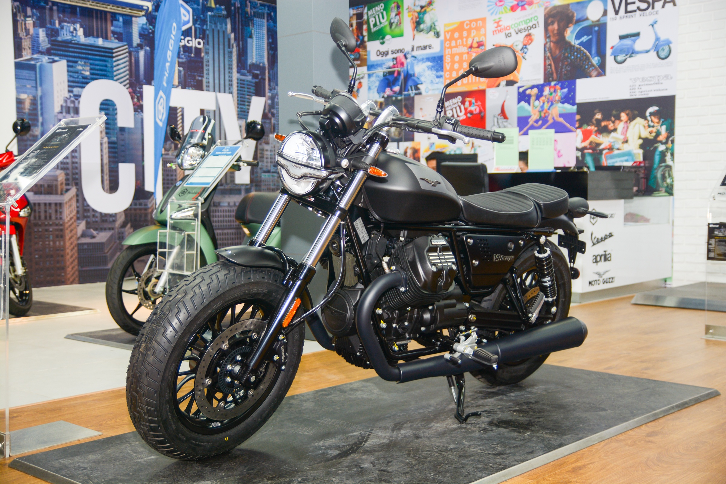 Moto Guzzi V9 Bobber ban tai Viet Nam co gi dac biet anh 1