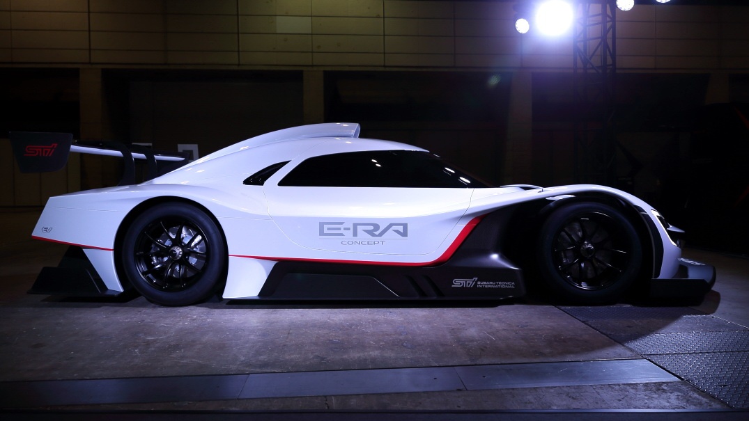 Subaru STI E-RA Concept ra mat anh 2