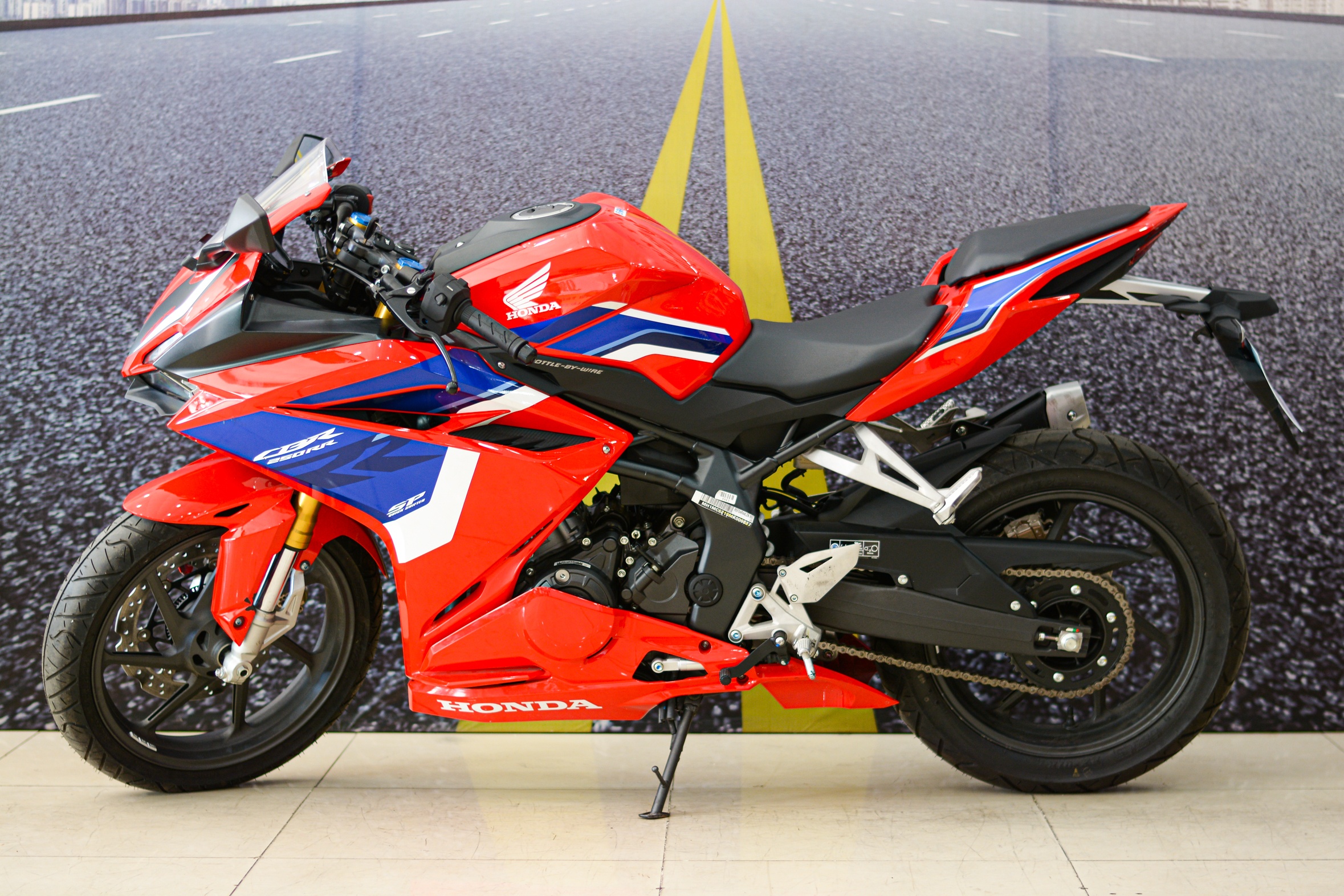 Chi tiết Honda CBR250RR 2022 tại Việt Nam ảnh 2 Chi tiet Honda CBR250RR 2022 tai Viet Nam anh 2