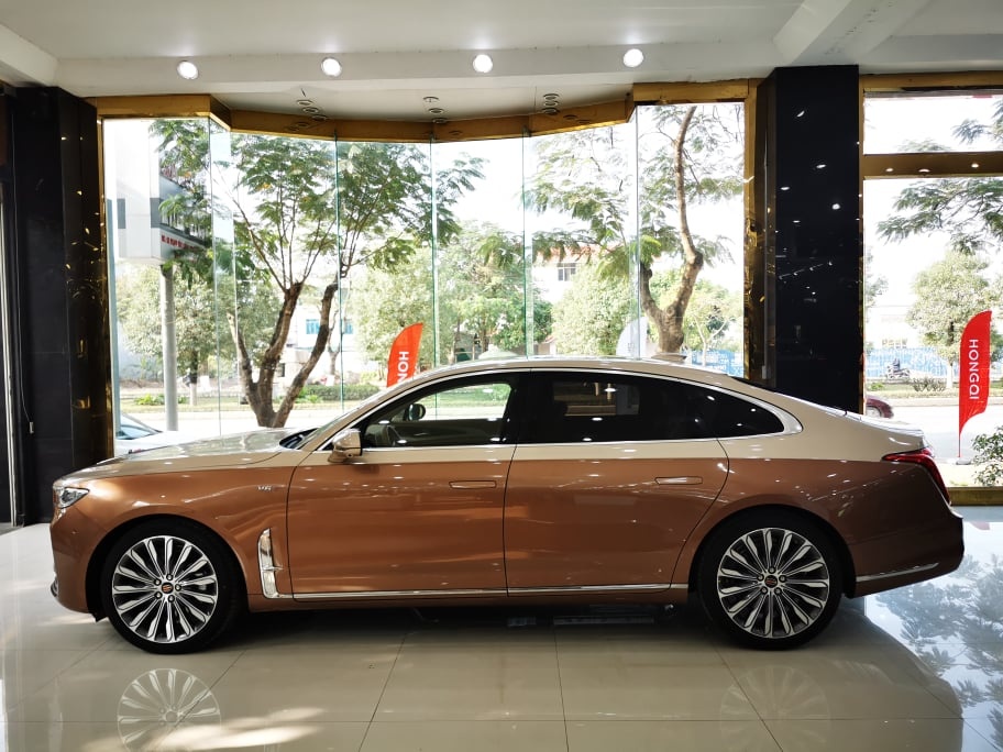 Sedan Hongqi H9 ra mat tai Viet Nam anh 4