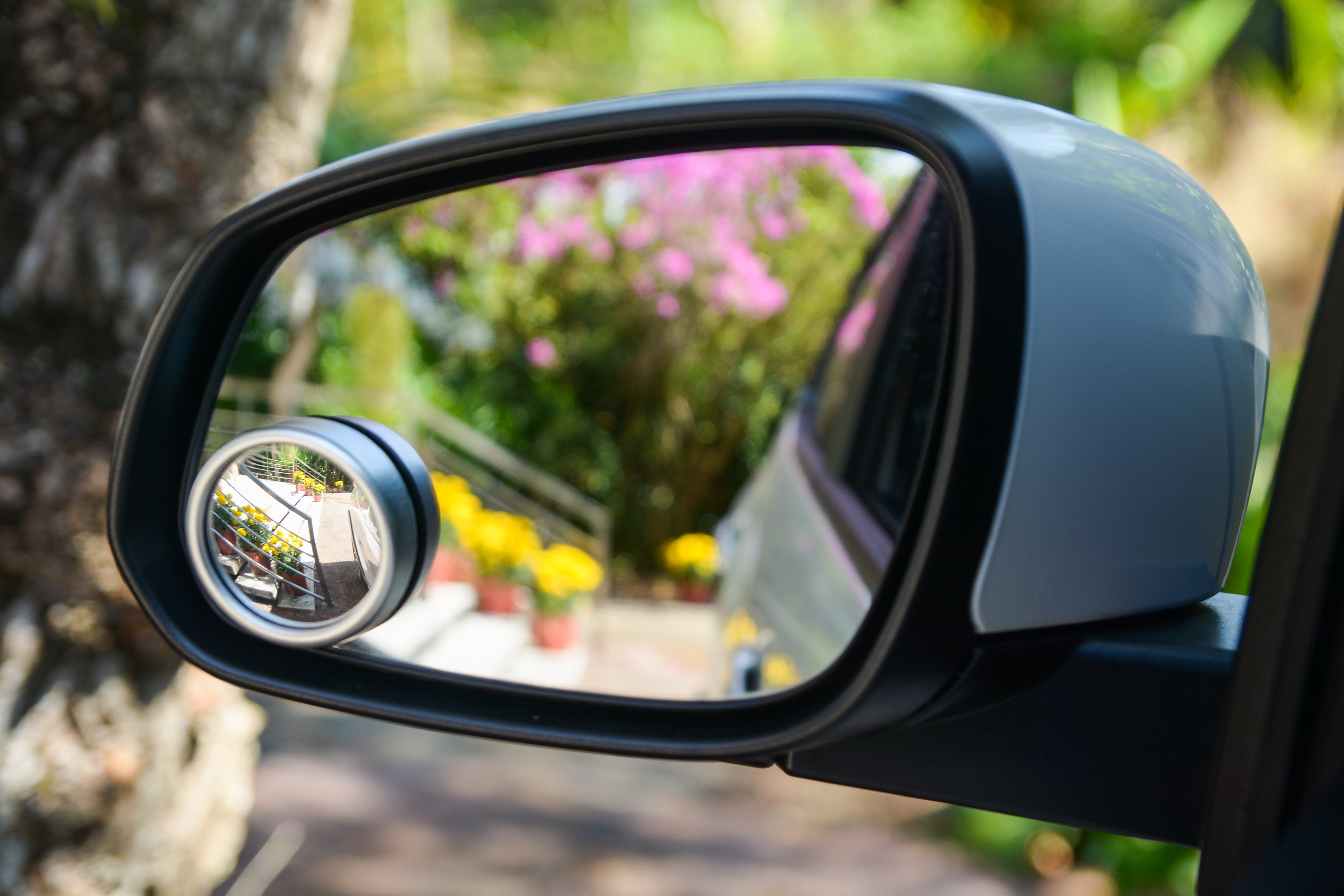 phu kien nen lap tren oto anh 8