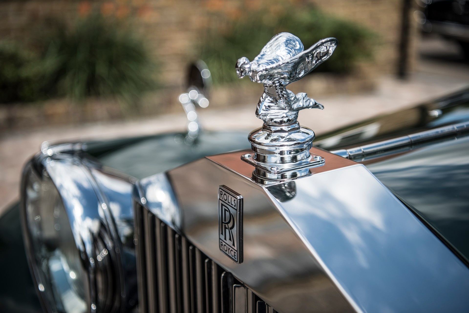 Rolls-Royce thiet ke lai bieu tuong anh 8