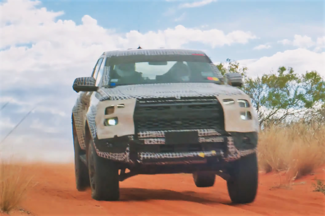 Ford Ranger Raptor the he moi se ra mat vao cuoi thang nay hinh anh