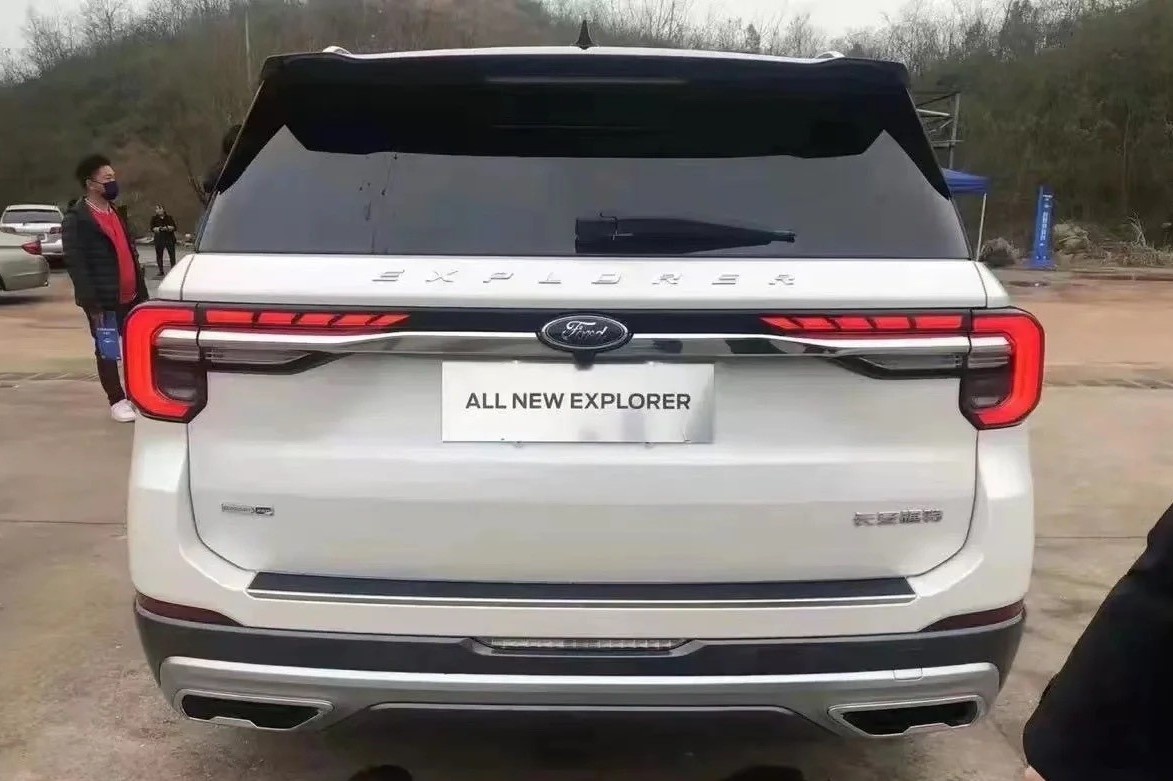 Ford Explorer 2023 xuat hien tai Trung Quoc anh 2