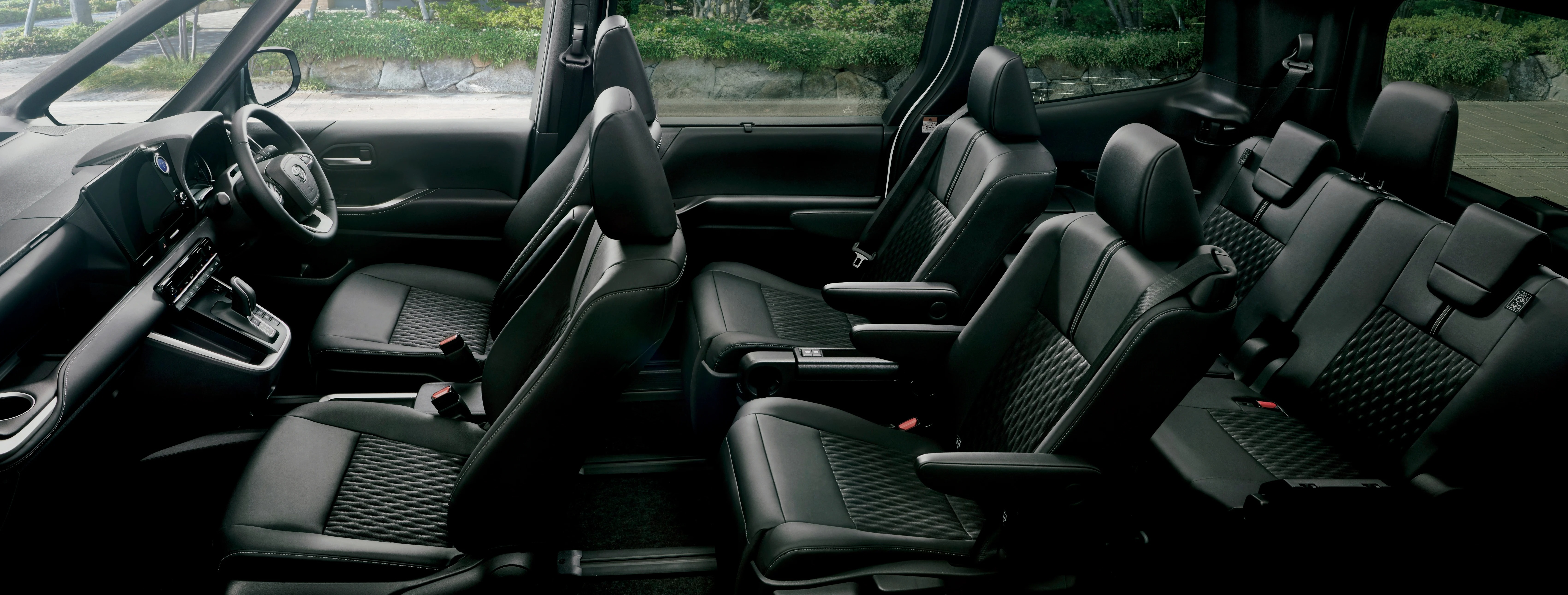 Toyota Voxy 2022 mở bán tại Indonesia ảnh 8 Toyota Voxy 2022 mo ban tai Indonesia anh 8