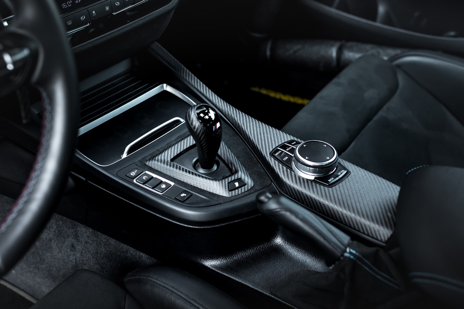BMW M2 với gói độ Manhart mạnh 630 mã lực ảnh 10 BMW M2 voi goi do Manhart manh 630 ma luc anh 10