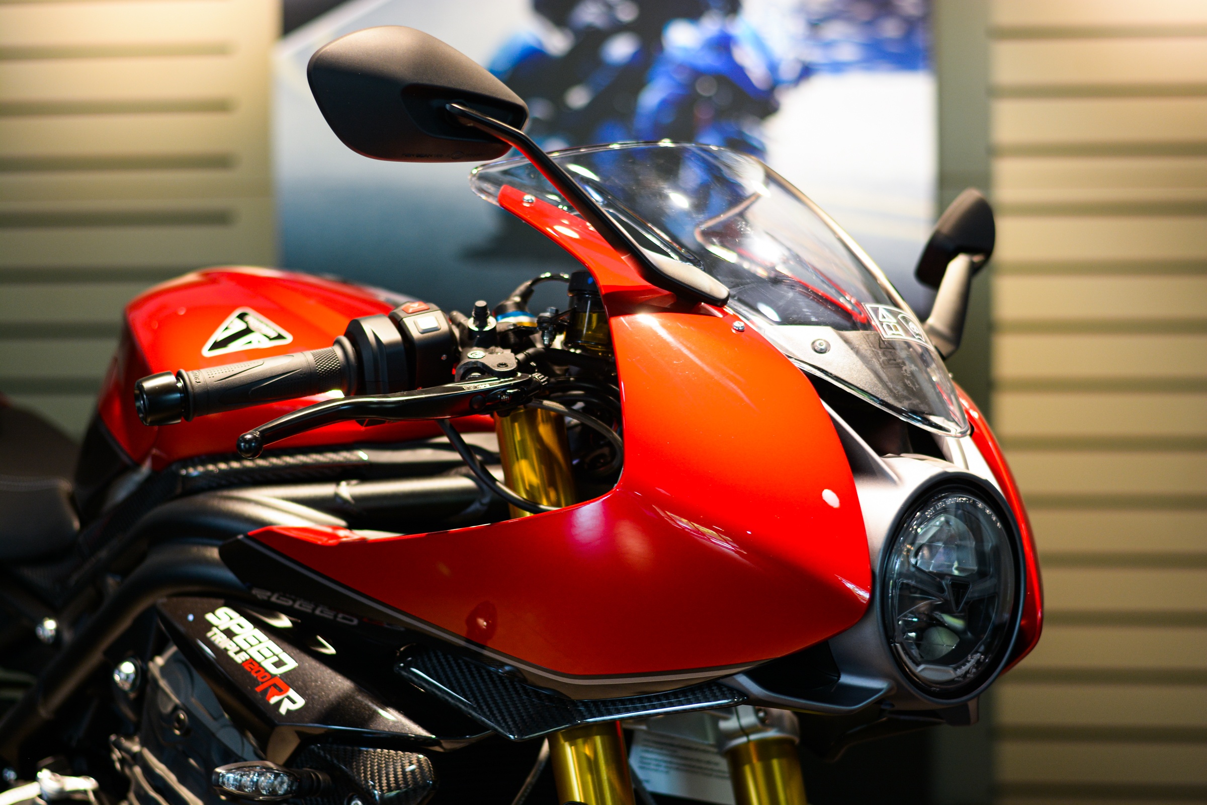 Triumph Speed Triple 1200 RR vua ve Viet Nam anh 3