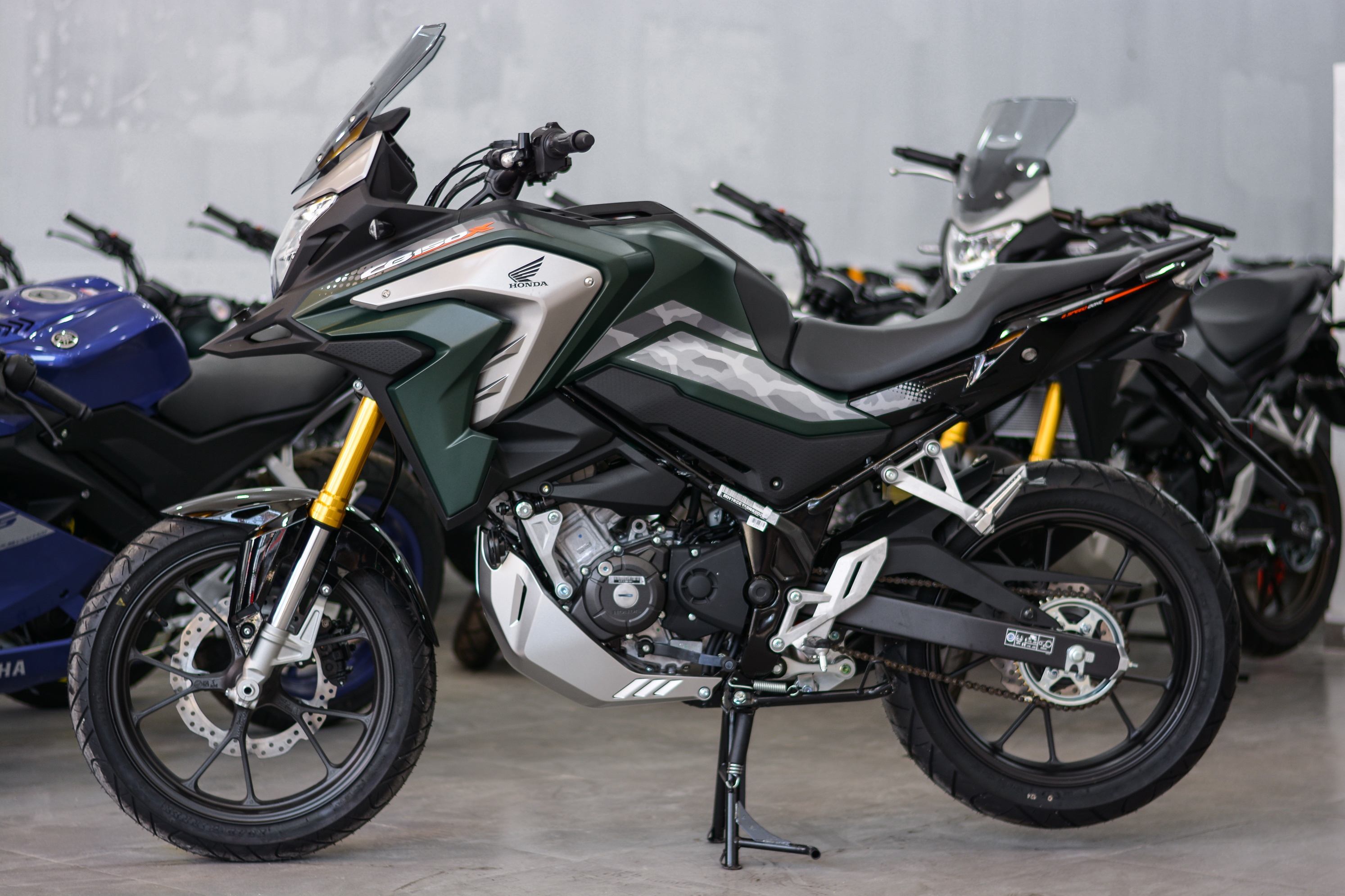 Honda CB150X mo ban tai Viet Nam anh 2