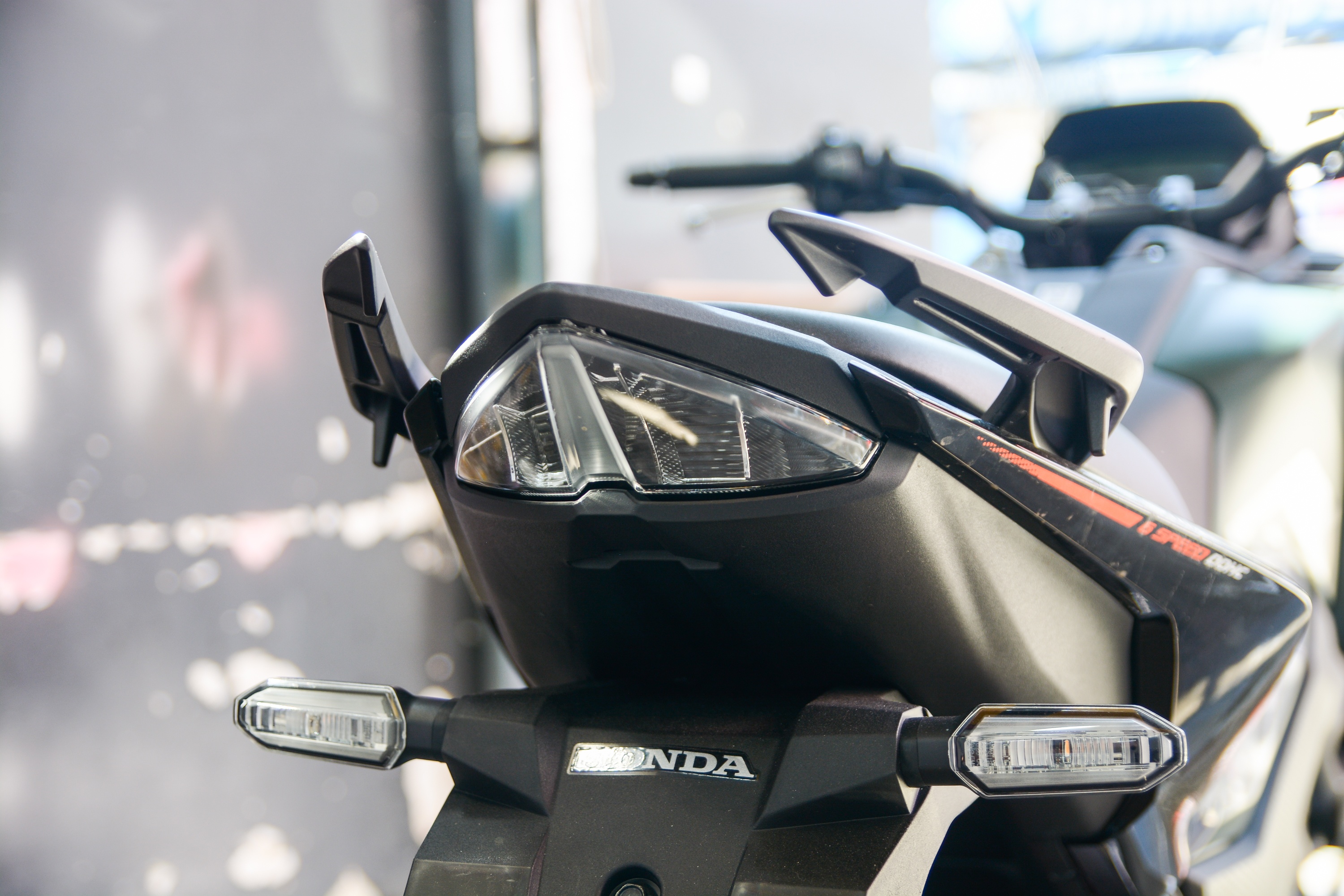 Honda CB150X mo ban tai Viet Nam anh 11