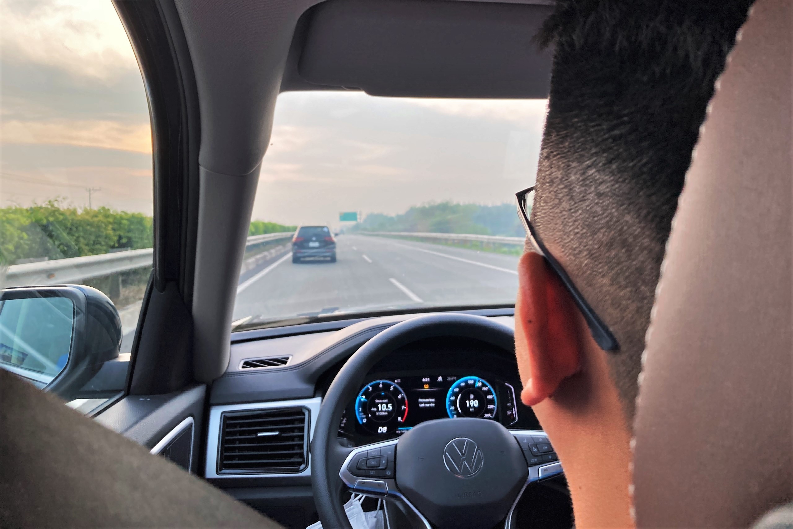 Trải nghiệm Volkswagen Teramont trên cung đường Tây Nguyên ảnh 4 Trai nghiem Volkswagen Teramont tren cung duong Tay Nguyen anh 4