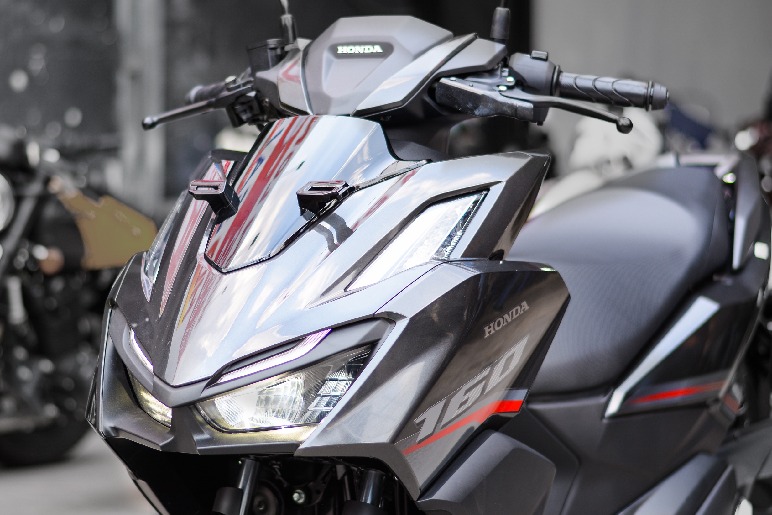 Honda Vario 160 co gia tu 74 trieu tai TP.HCM hinh anh