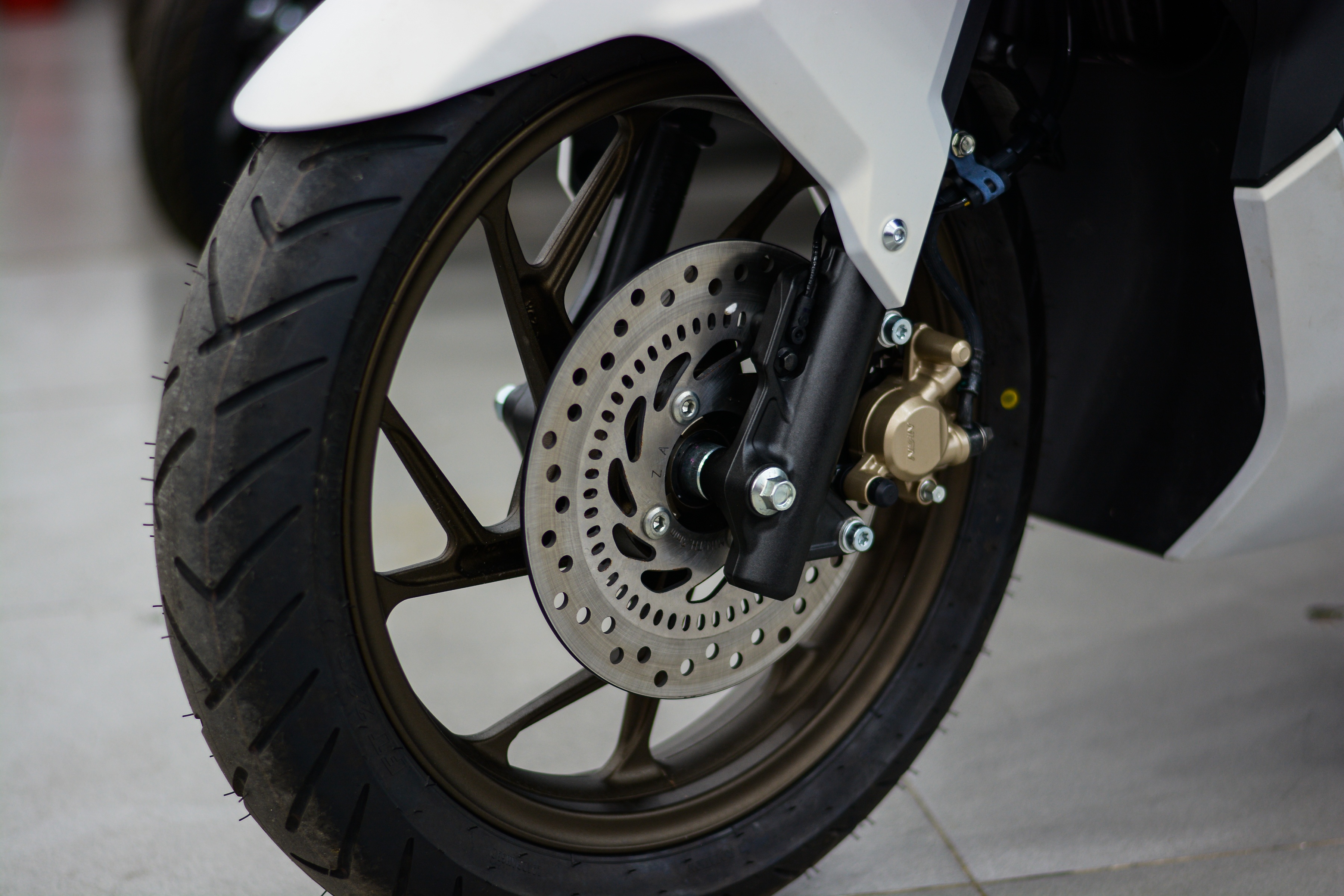 Honda Vario 160 phien ban phanh ABS tai Viet Nam anh 3