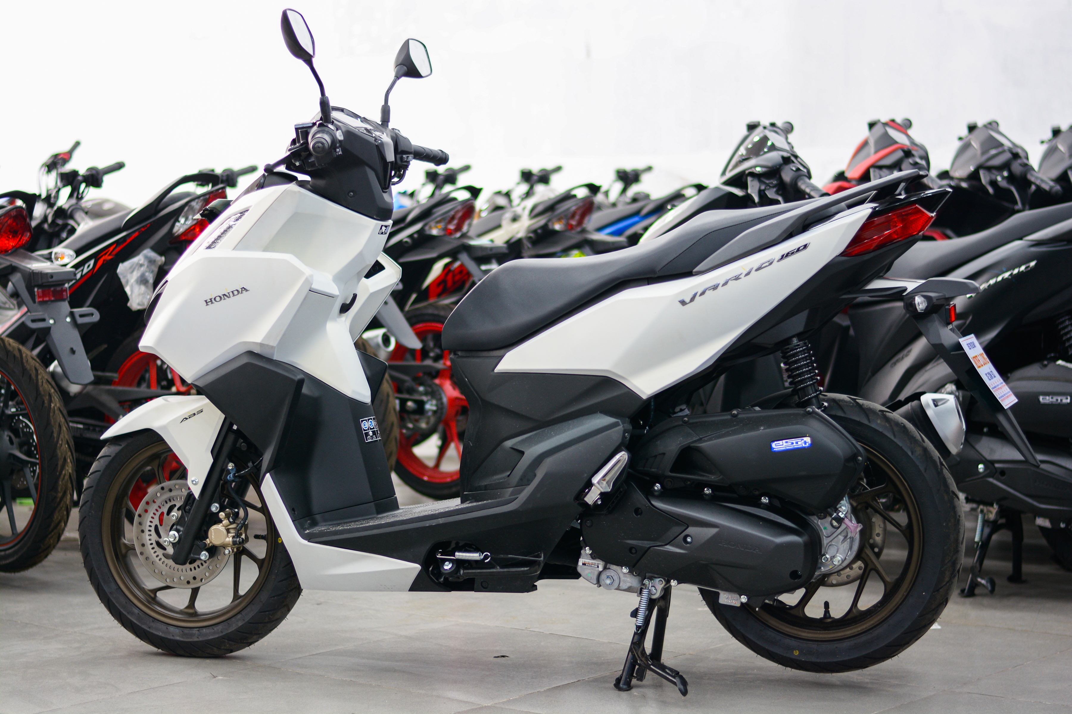Honda Vario 160 phien ban phanh ABS tai Viet Nam anh 15