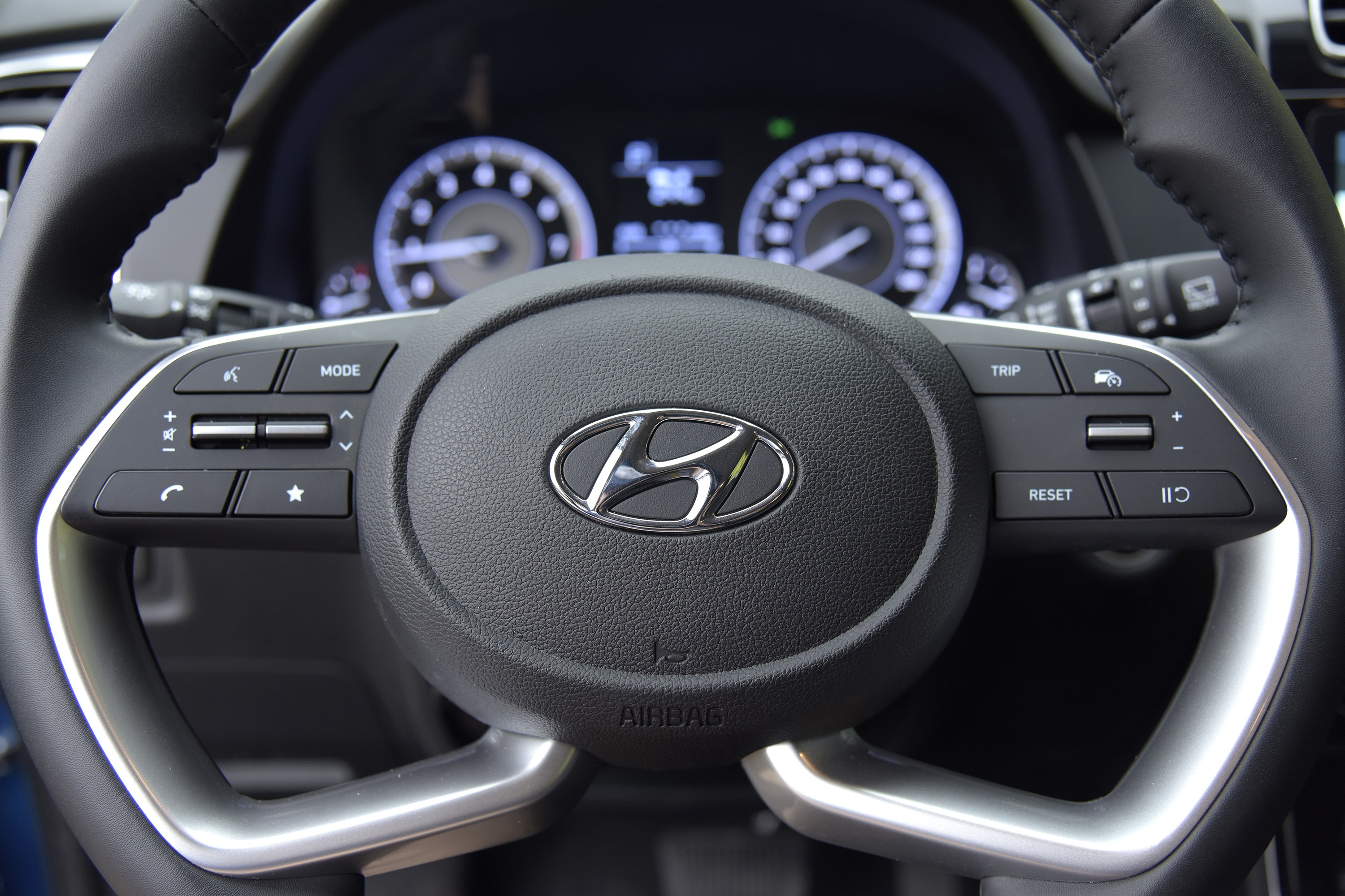 Hyundai Creta vua ra mat co gi de dau voi Kia Seltos anh 10