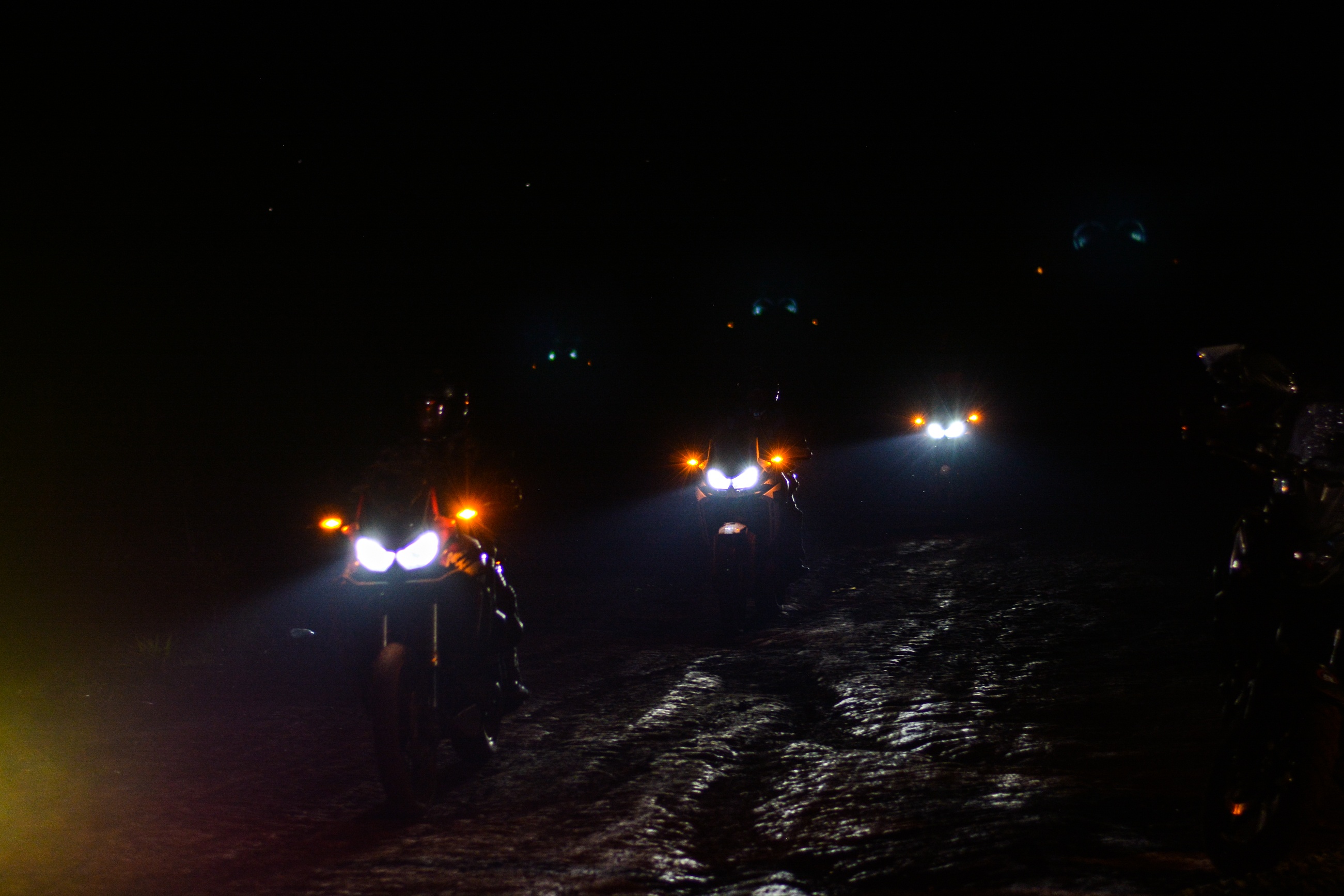 tung hoanh voi Honda Adventure Marathon Tour anh 12