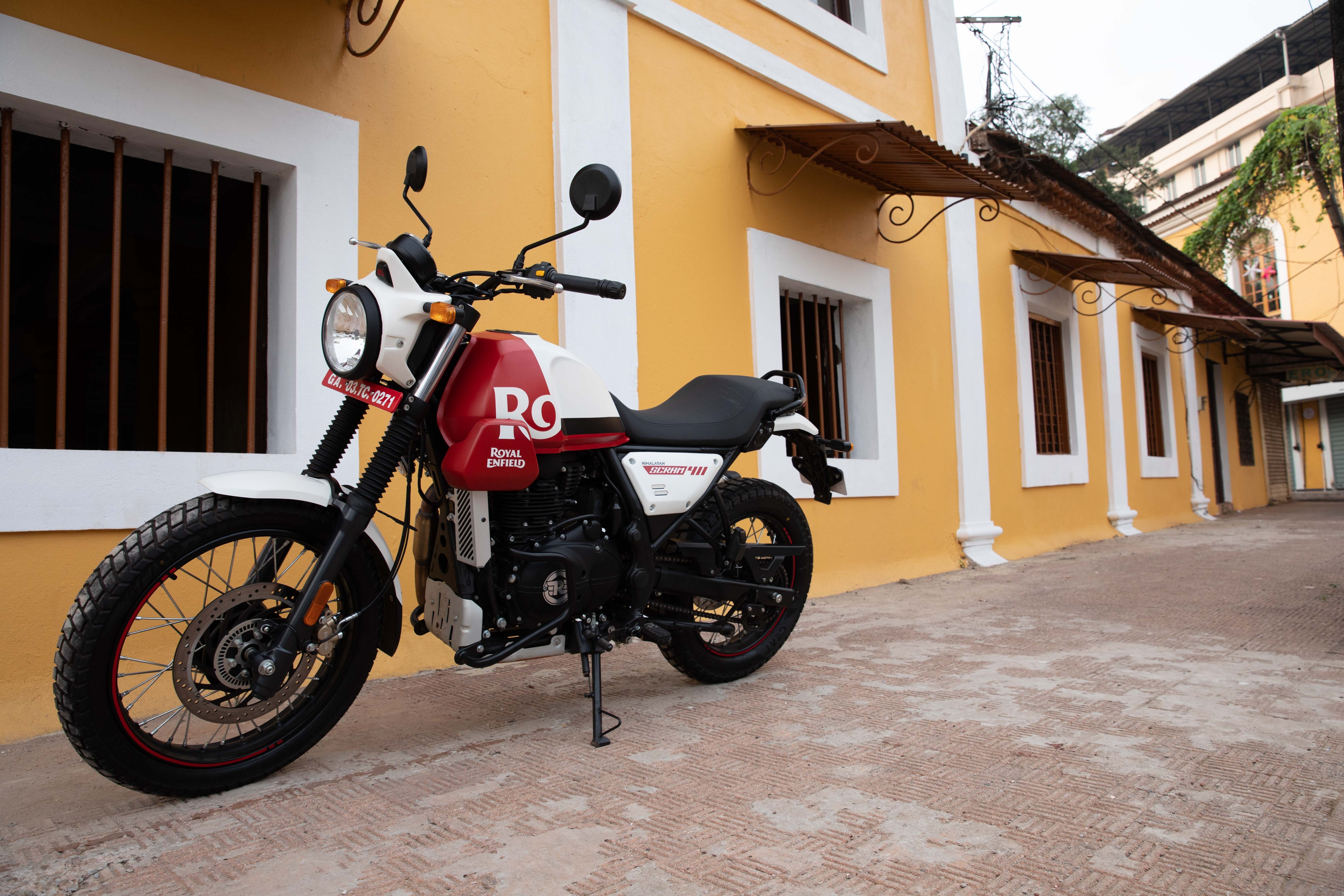 Royal Enfield Scram 411 ra mat anh 2