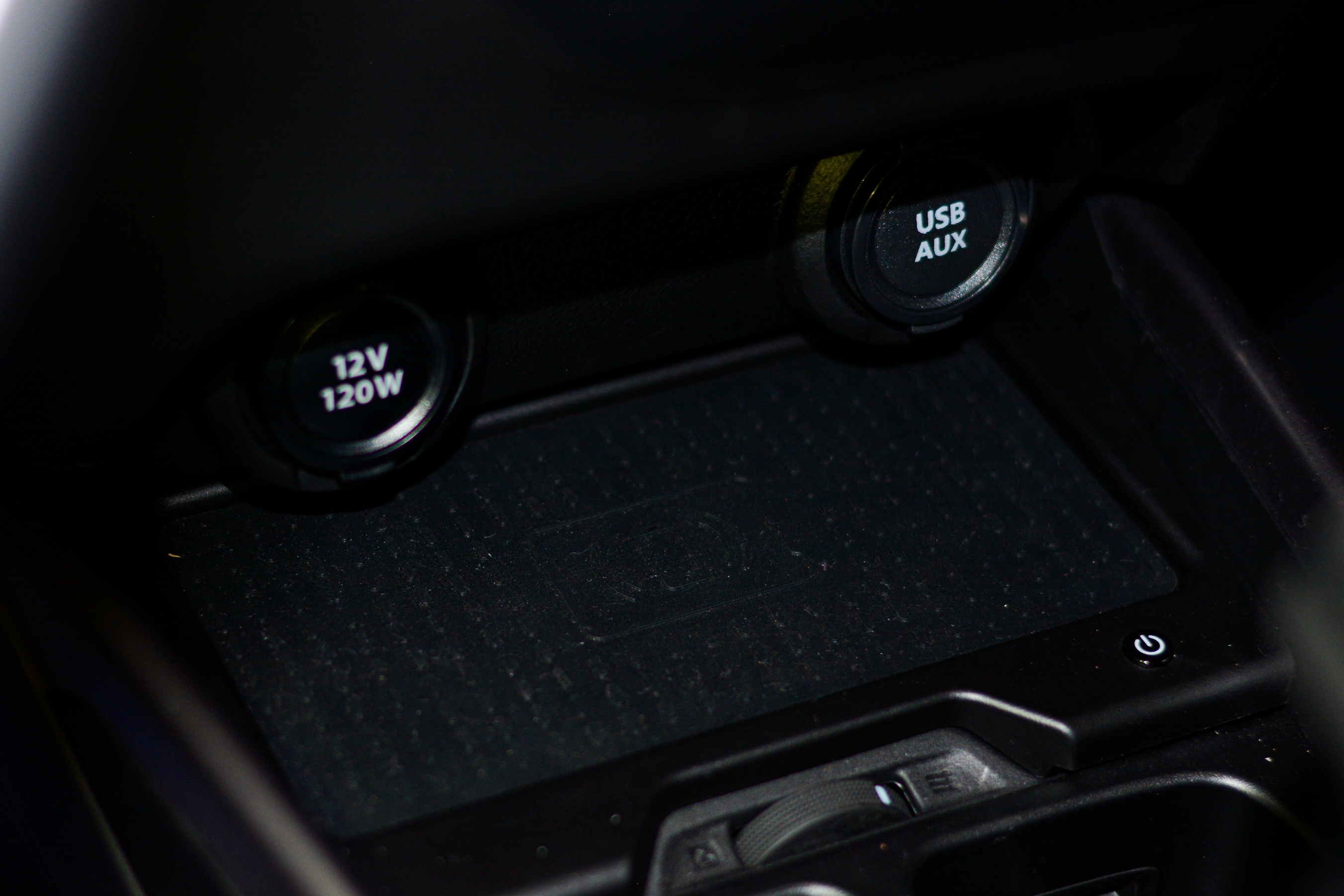 Suzuki XL7 Sport Limited gia 639, 9 trieu anh 12