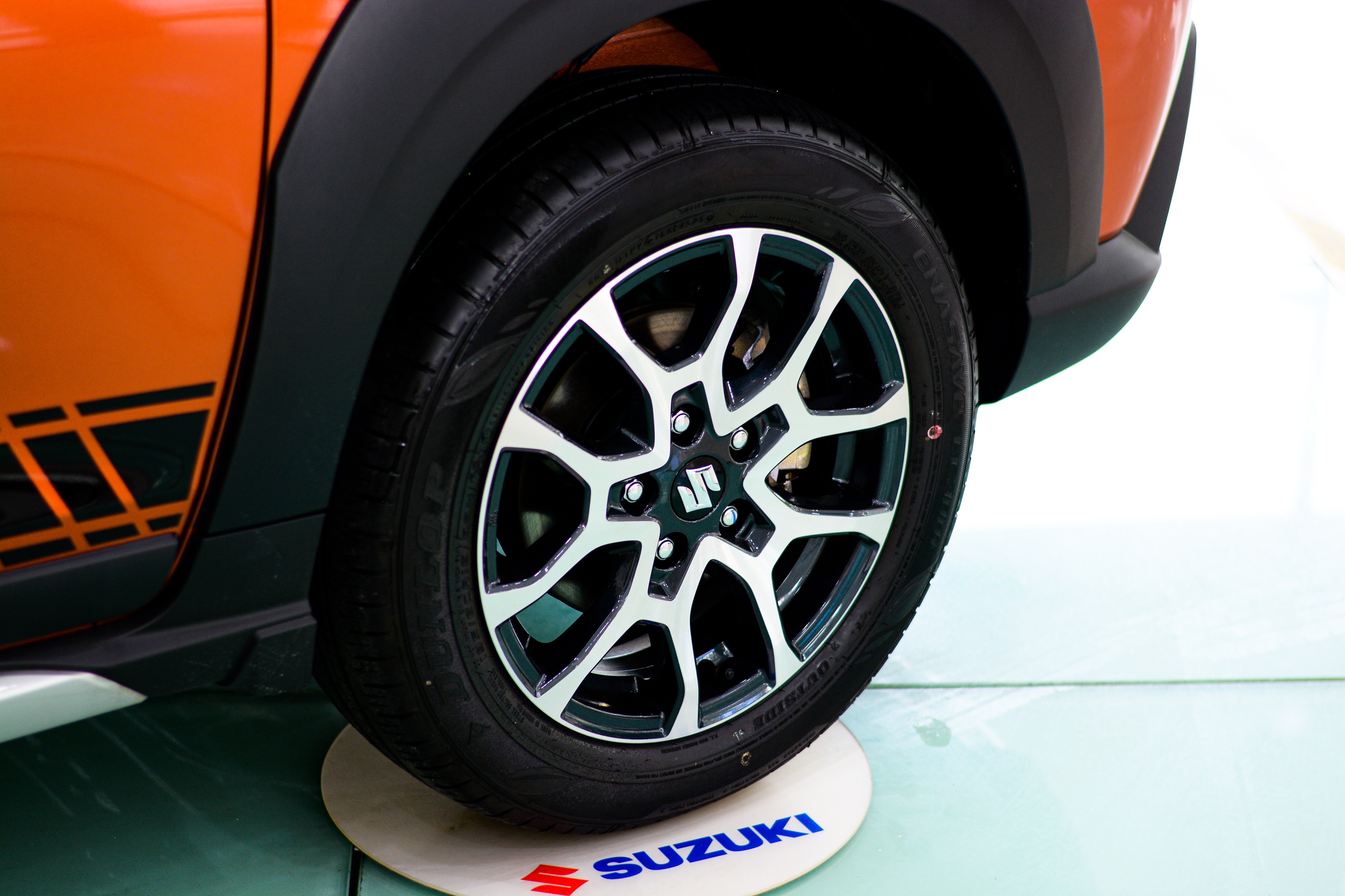 Suzuki XL7 Sport Limited gia 639, 9 trieu anh 7