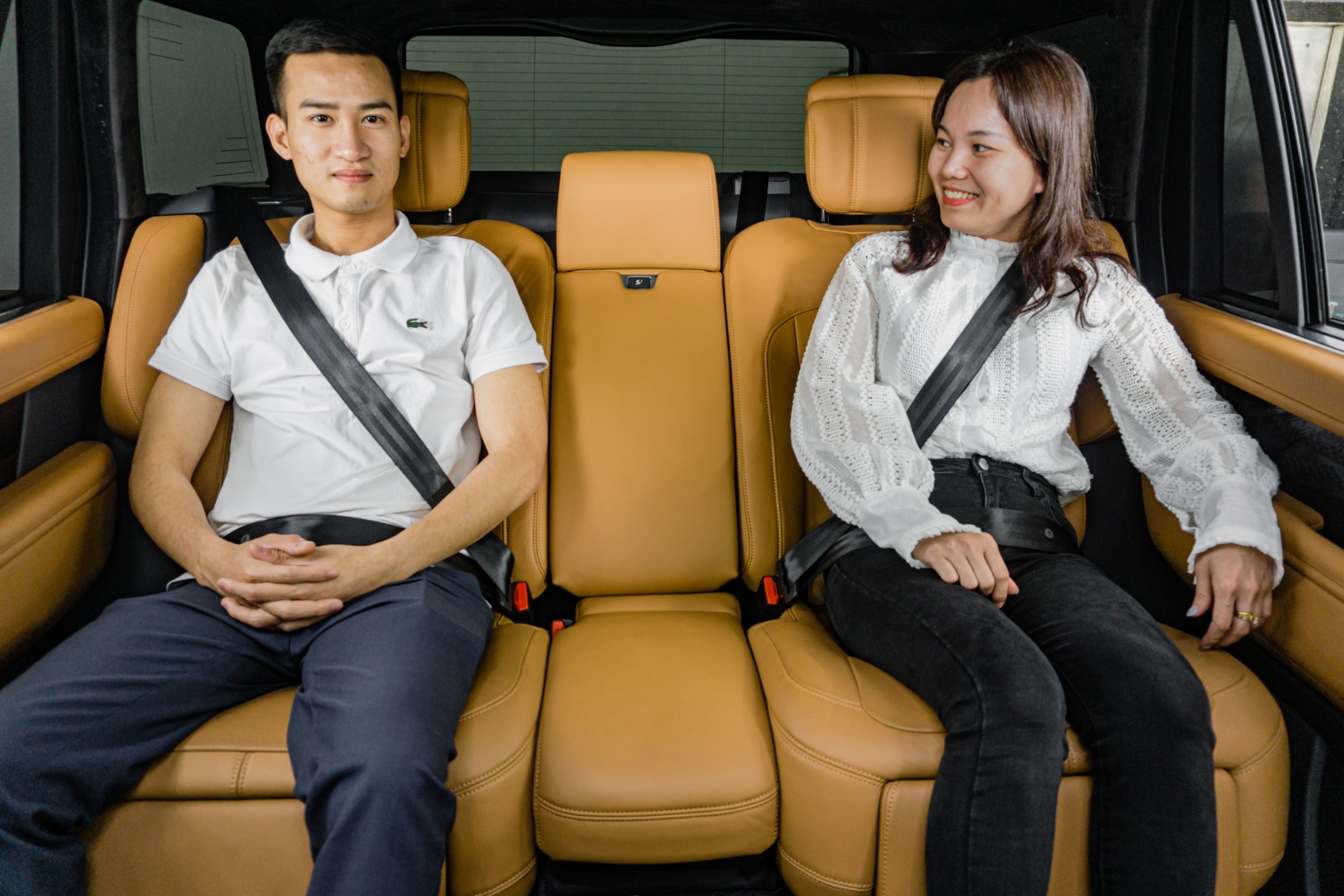 Ford gioi thieu day an toan co chuc nang rung hinh anh