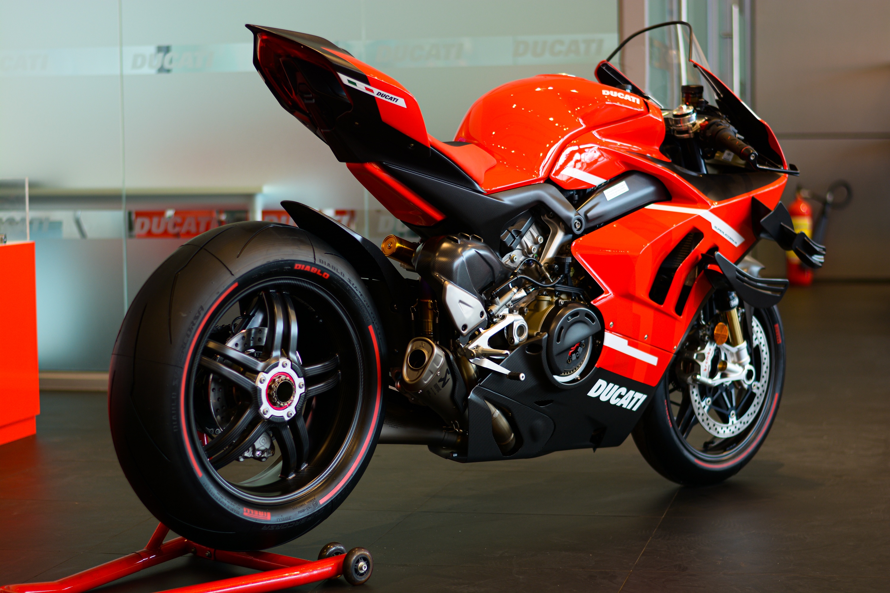 sieu moto Ducati Superleggera V4 cua Minh Nhua anh 15